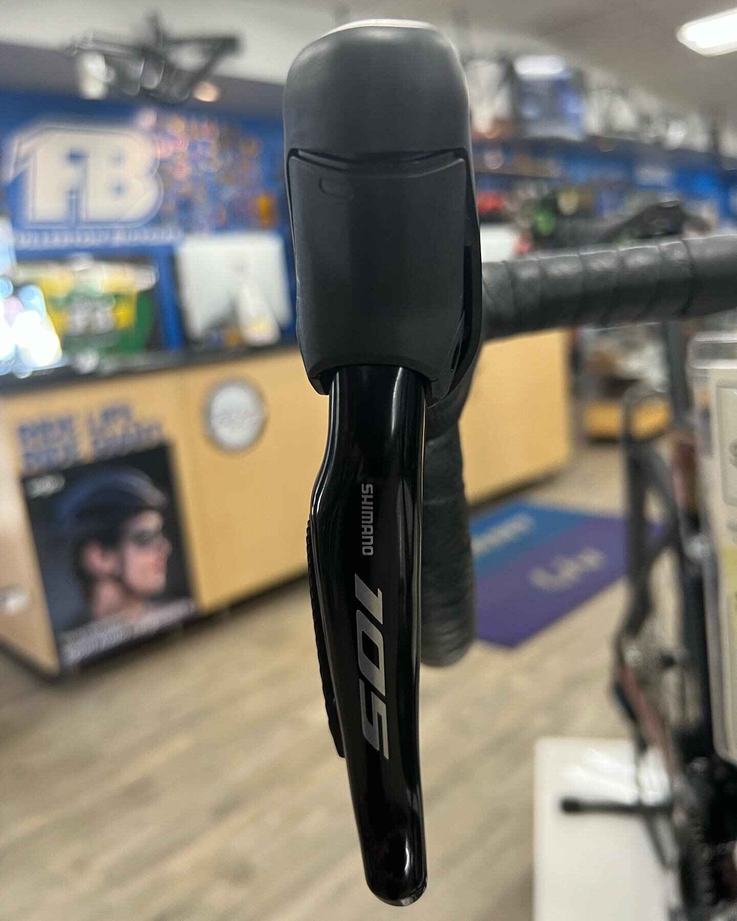 105 Di2 in the wild!
