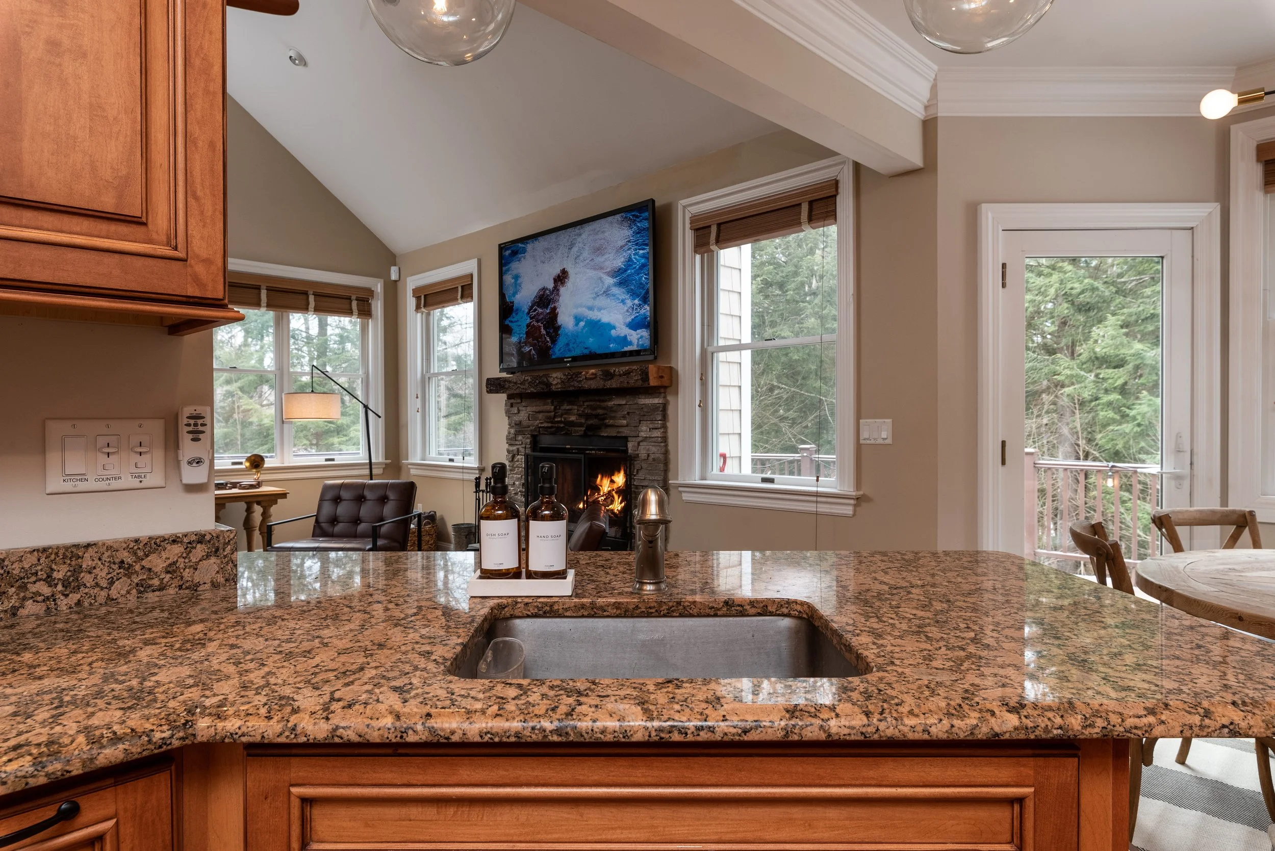 Wardsboro VT, Airbnb — Vermont Real Estate Photography