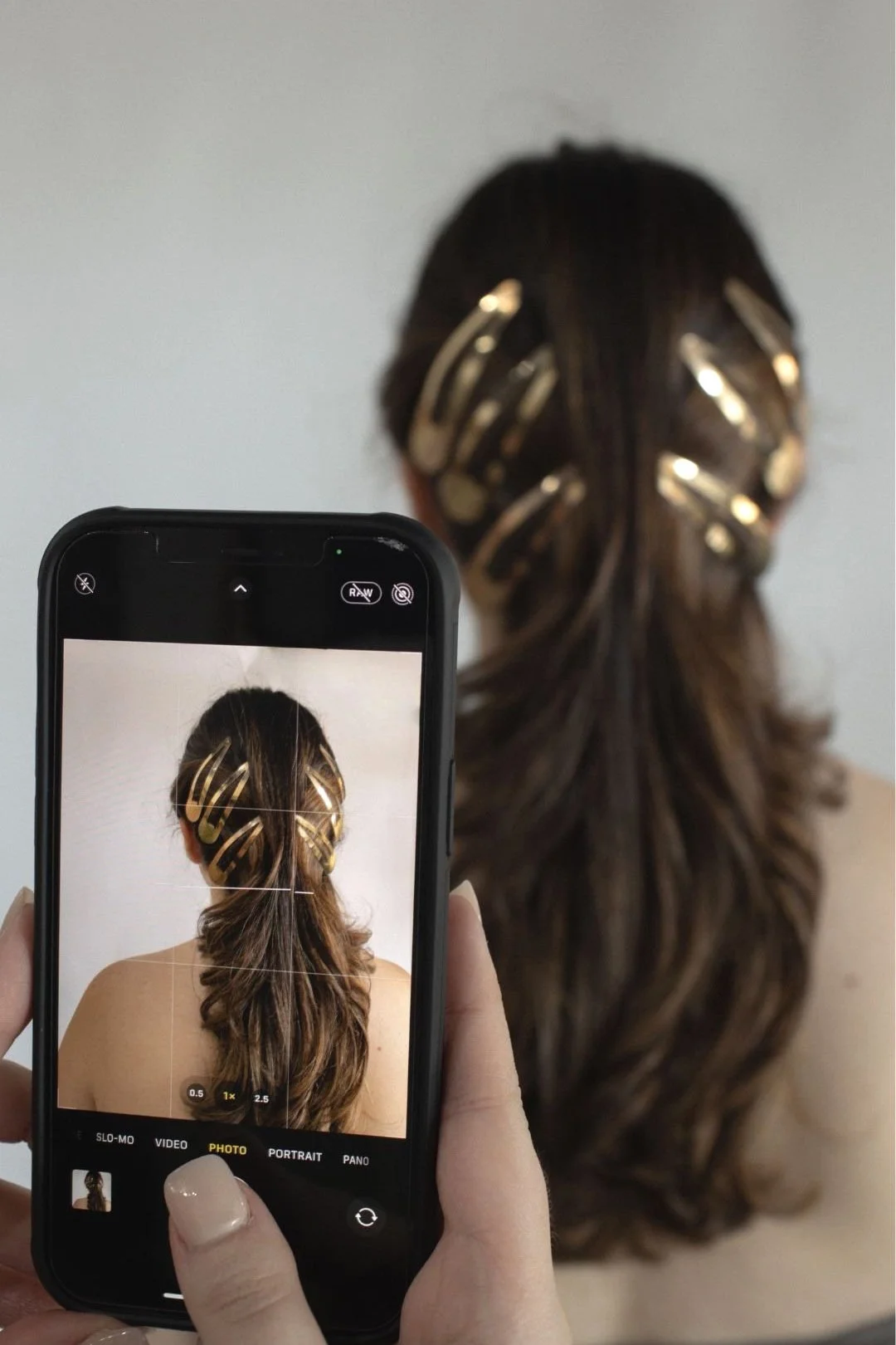 beautiful bouncy blowout on dimensional brunette in jacksonville florida