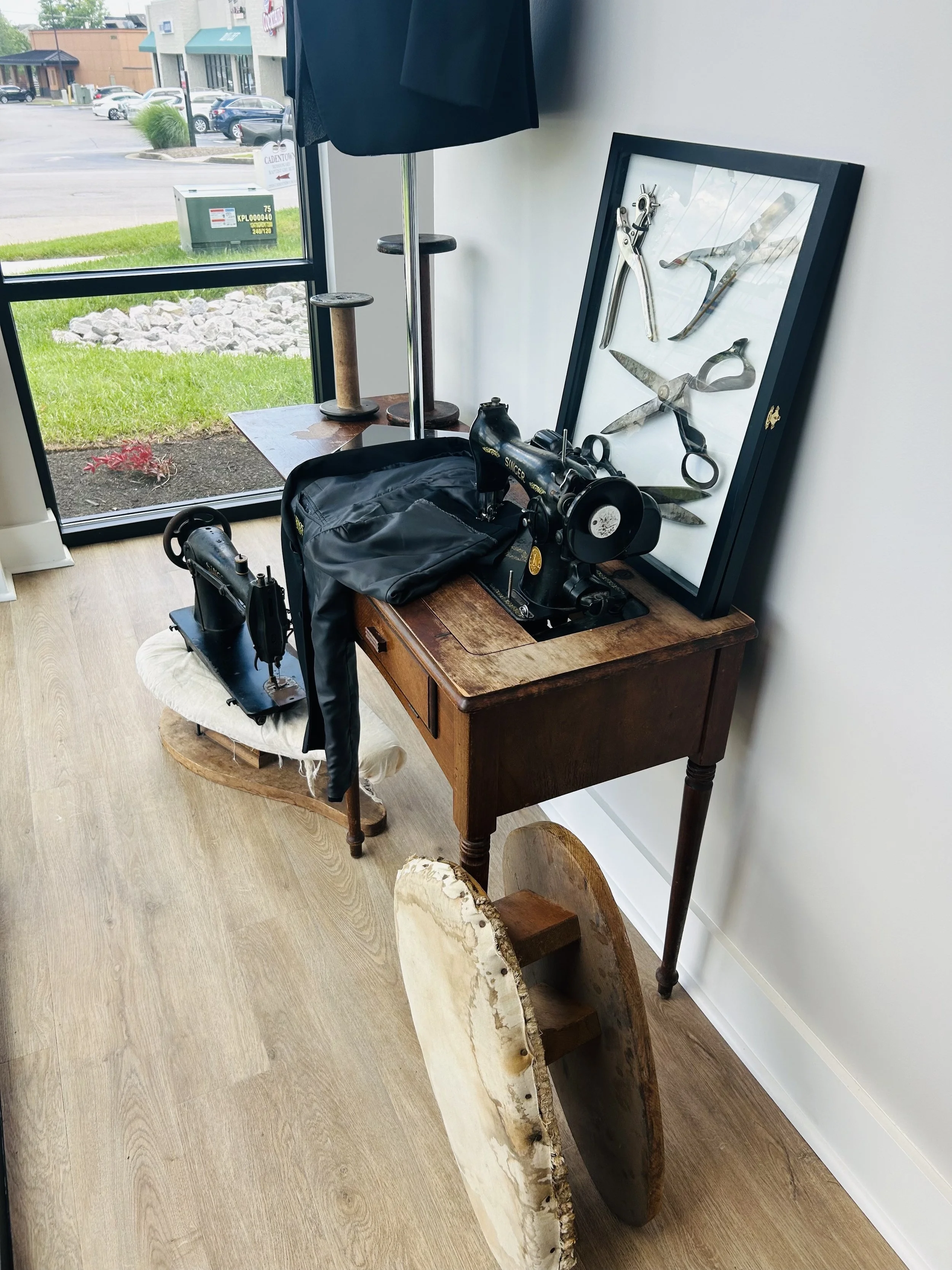 Lexington Living Magazine | Geno's Formal Affair and Mac and Clay