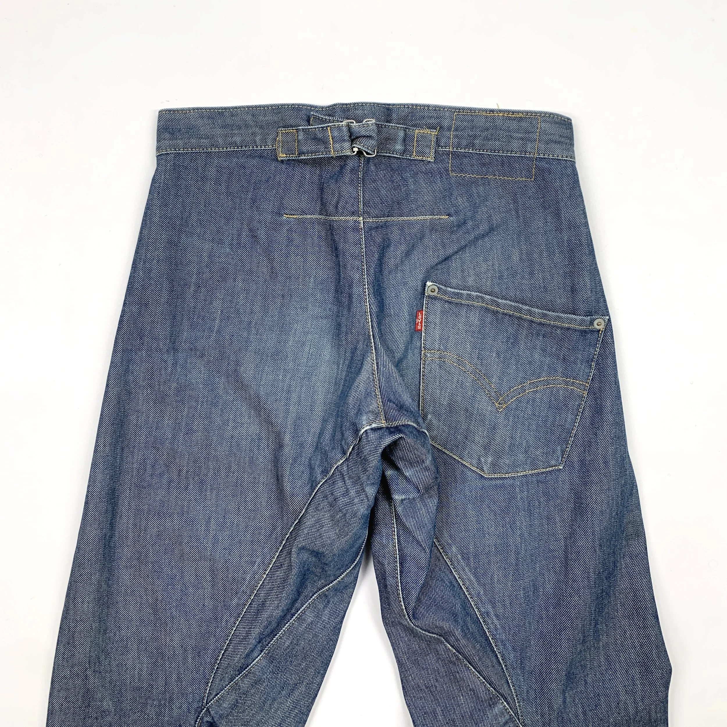 Levis ENG BB Loose 28 3_5.jpg