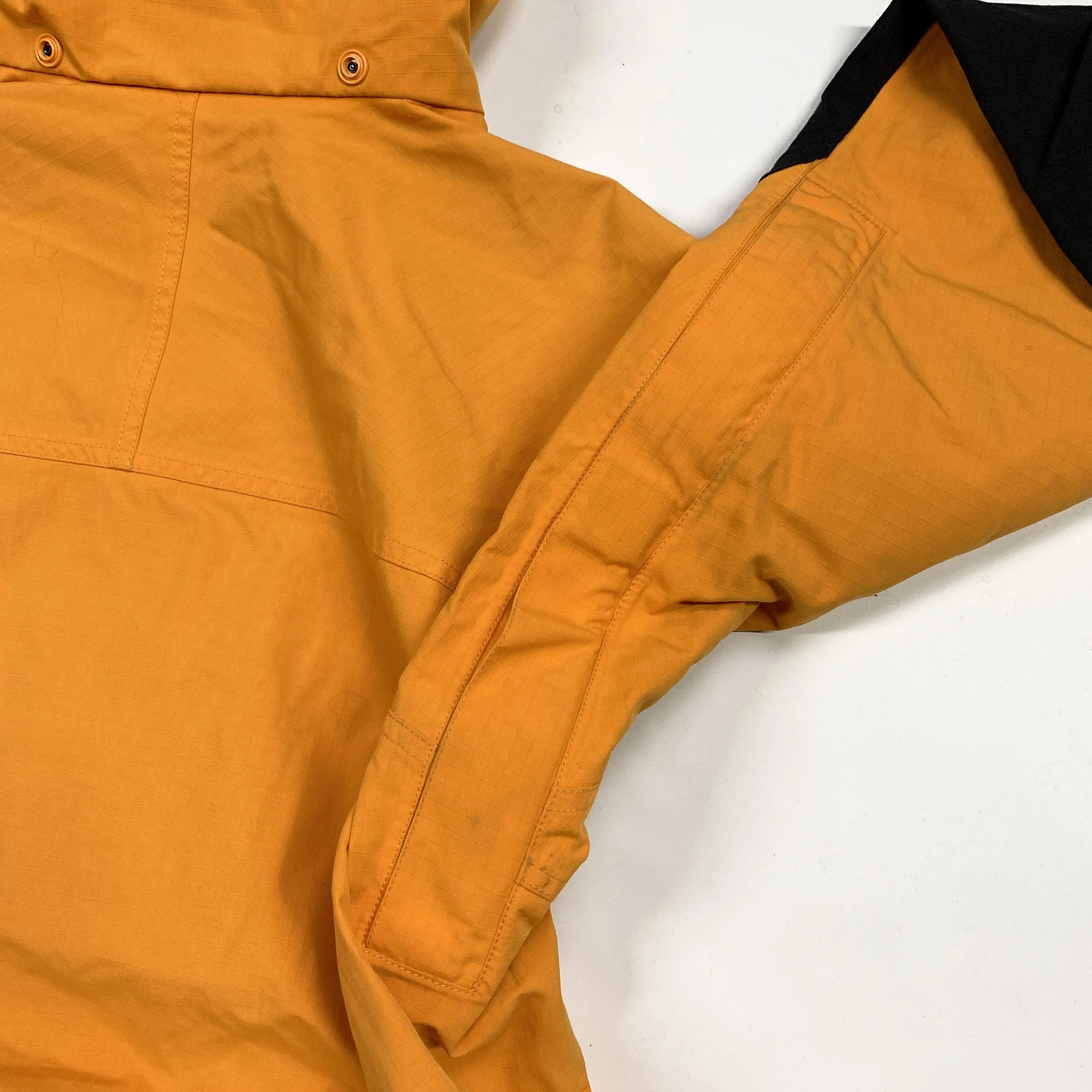 MB 90s Goretex Jkt Gold10.jpg