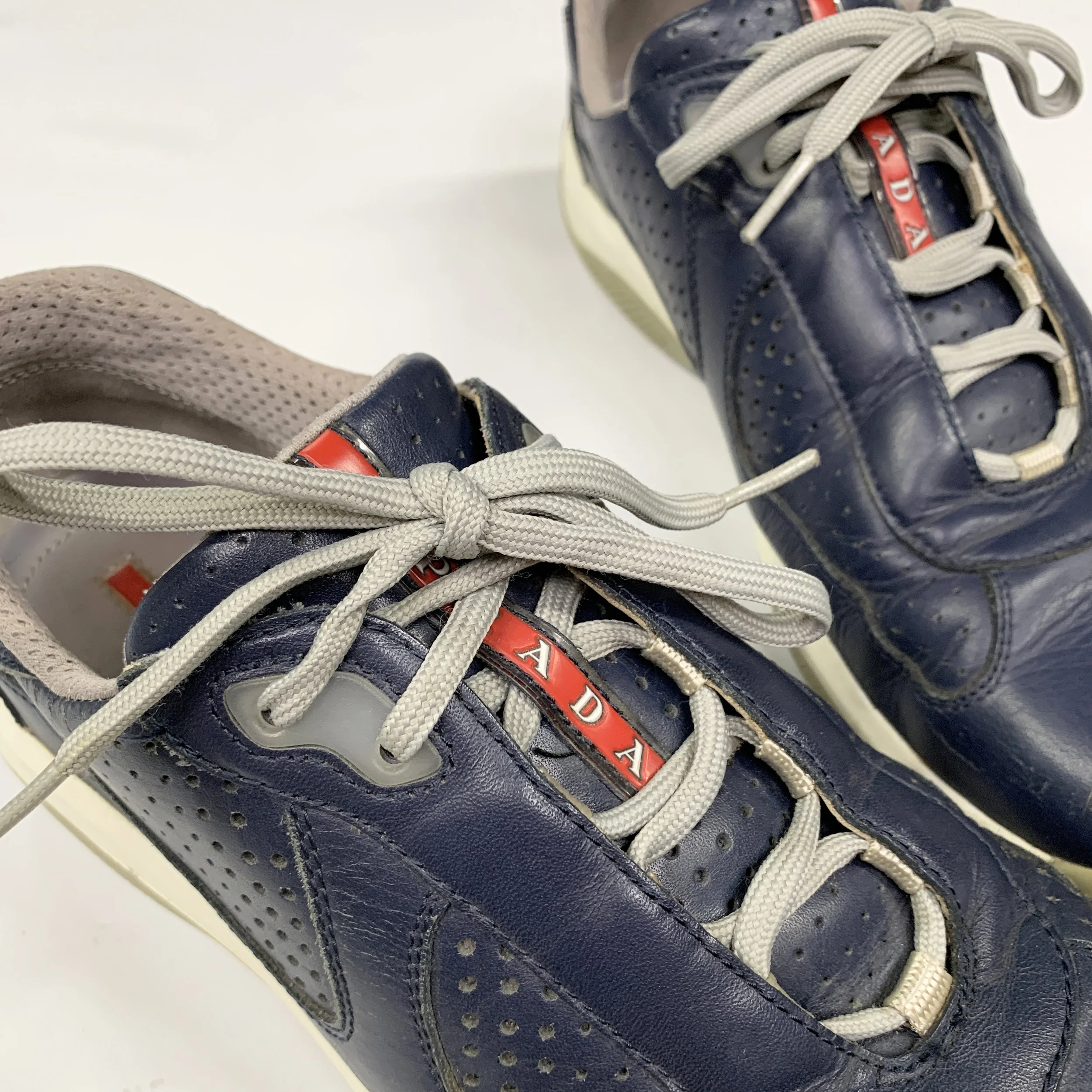 Prada Pref Cups Navy9.jpg