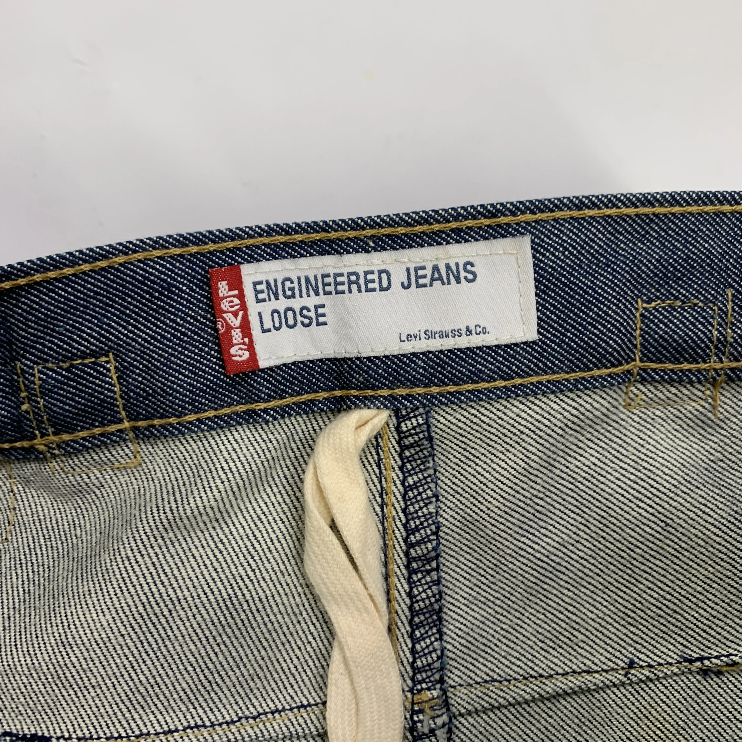 Levis ENG BB Loose 29 2_8.jpg