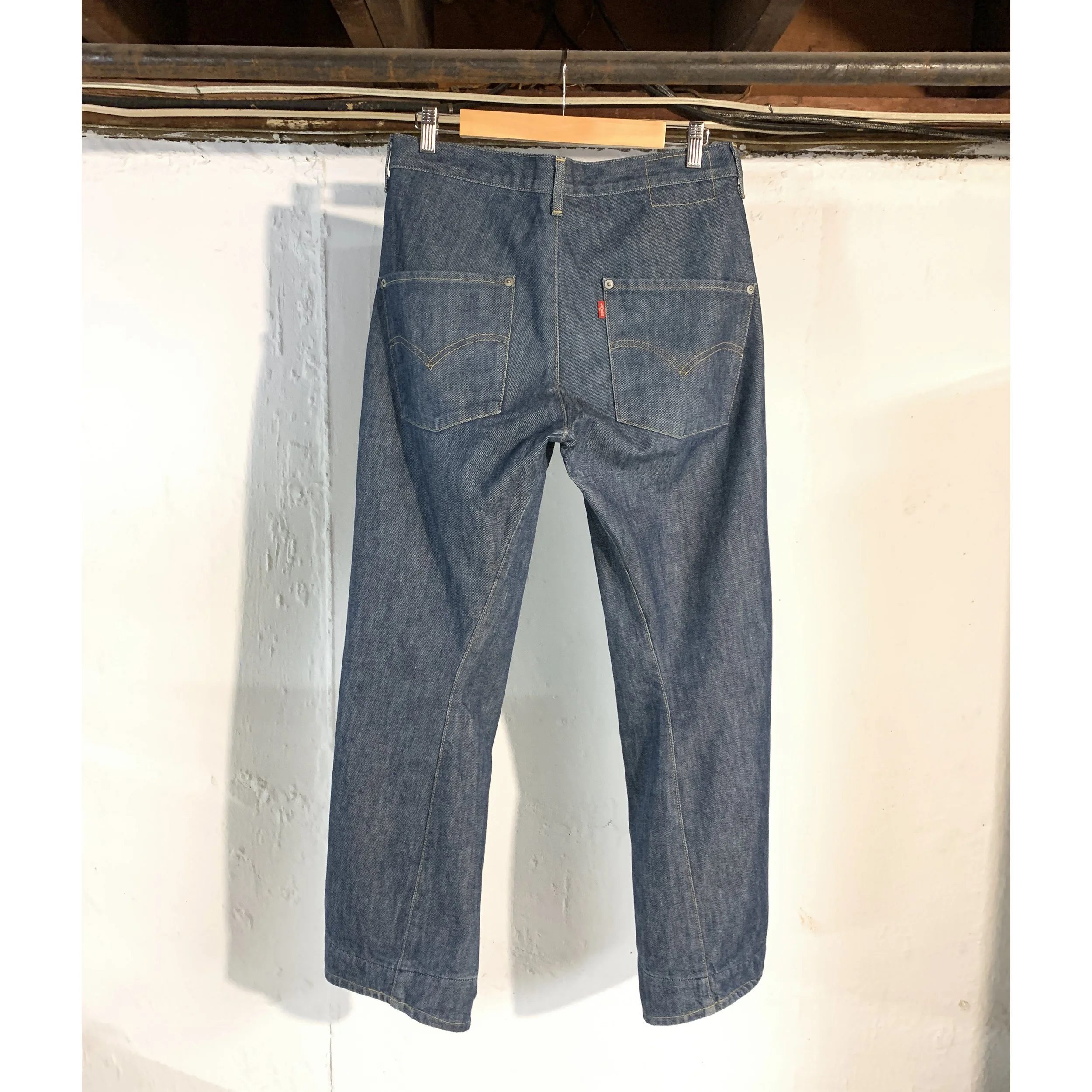 Levis ENG Relax 31 1_7.jpg