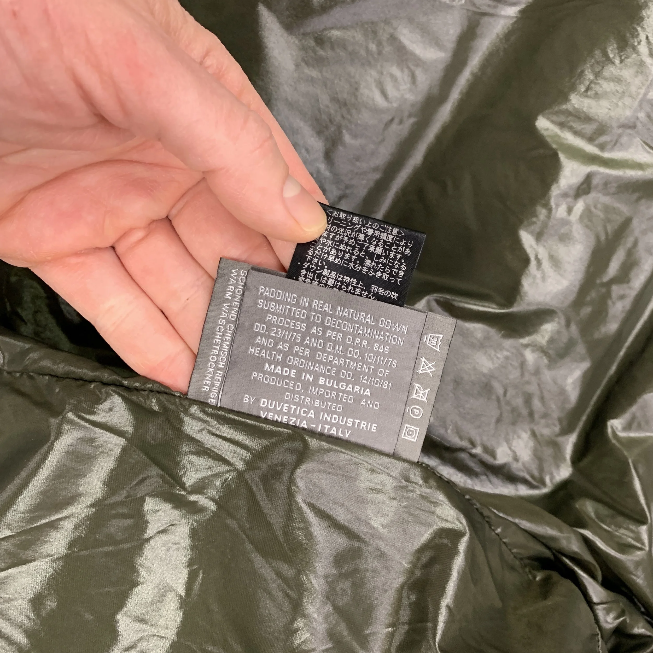 Duvetica FZ Dwn Jkt Yllw Nvy10.jpg