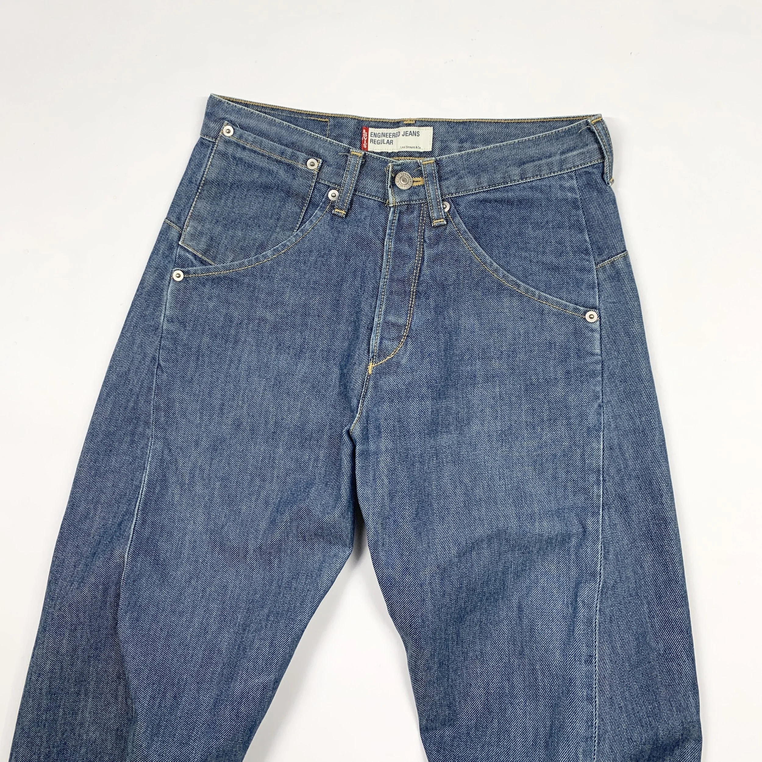 Levis ENG Reg 29 4_3.jpg