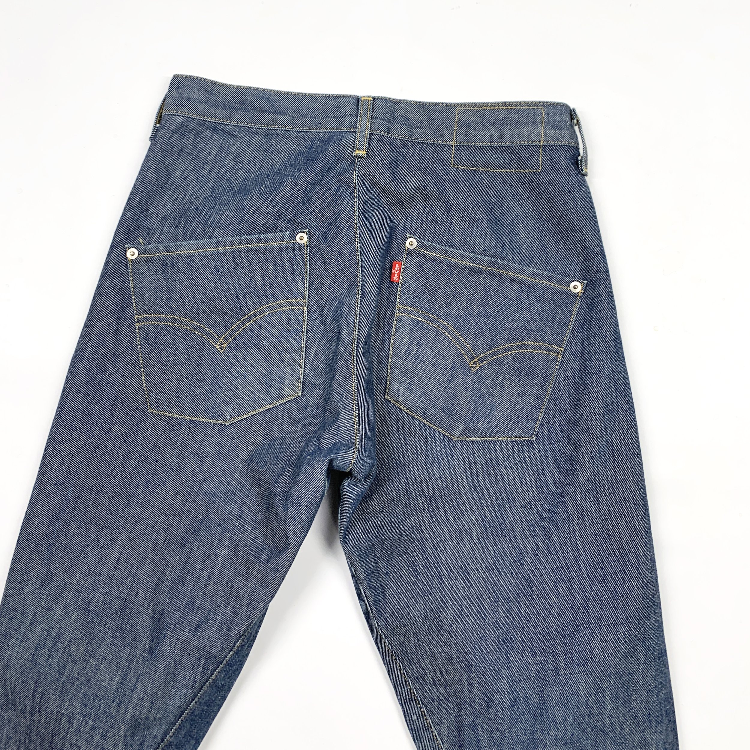 Levis ENG Relax 28 6_4.jpg