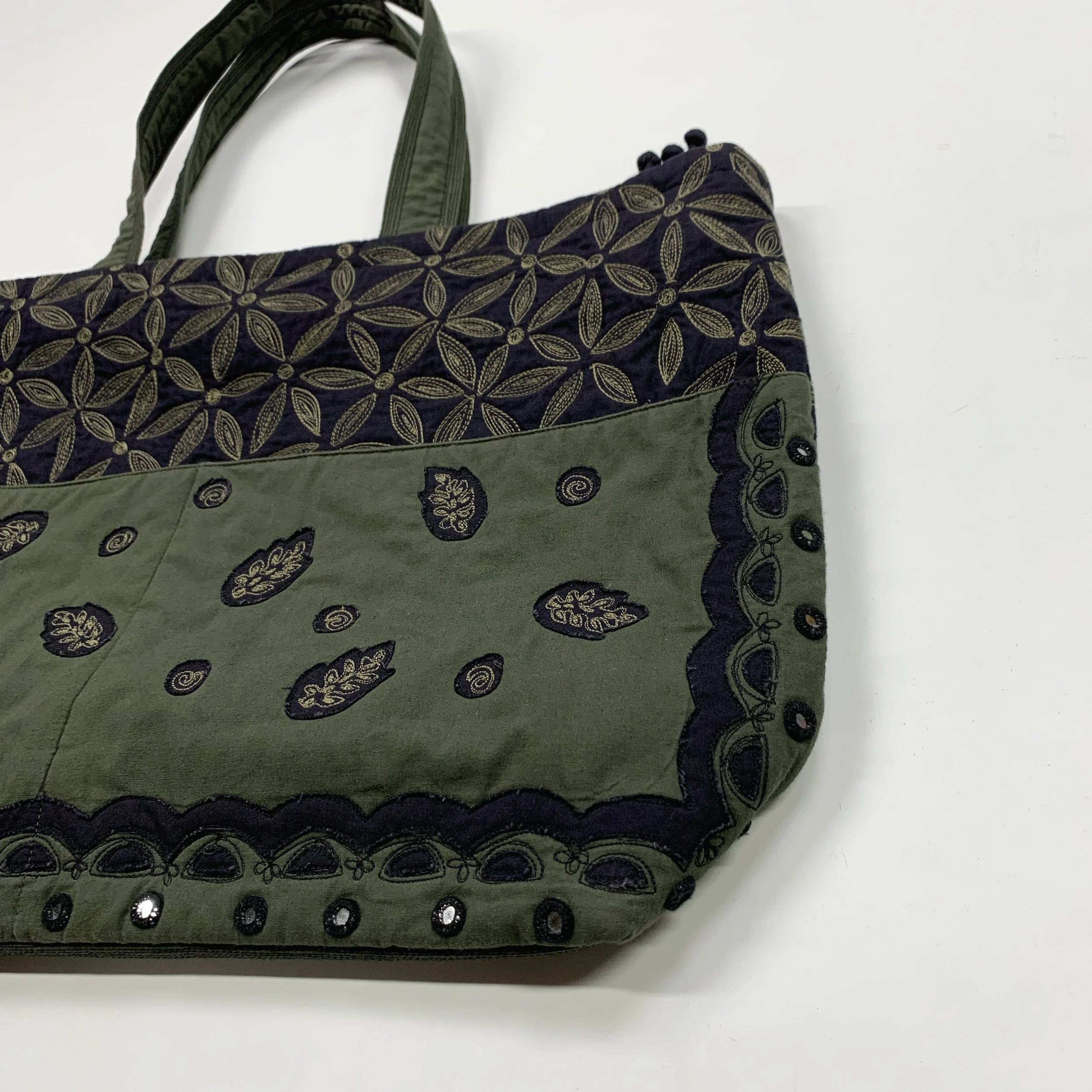 Tamasha IM Emb Tote Leaf GB4.jpg