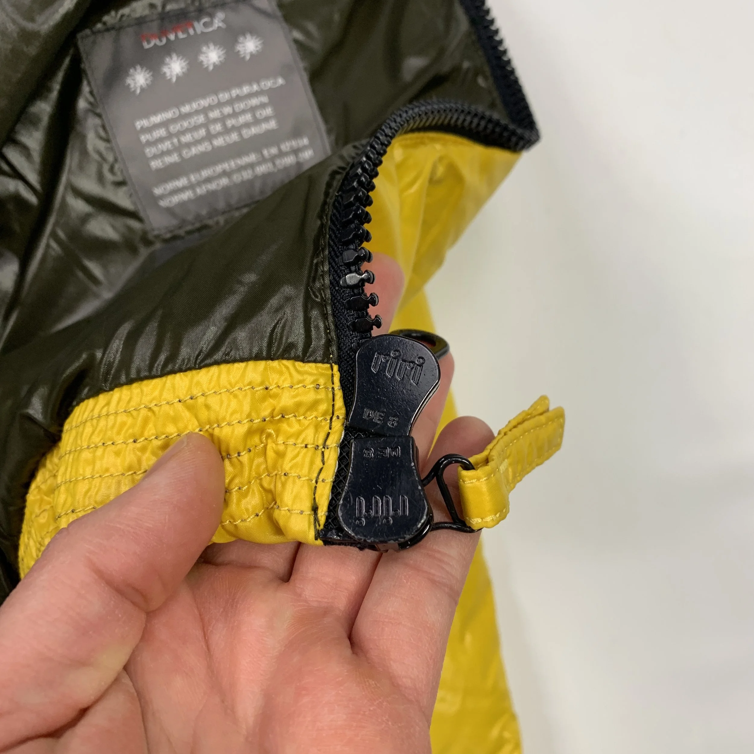 Duvetica FZ Dwn Jkt Yllw Nvy11.jpg