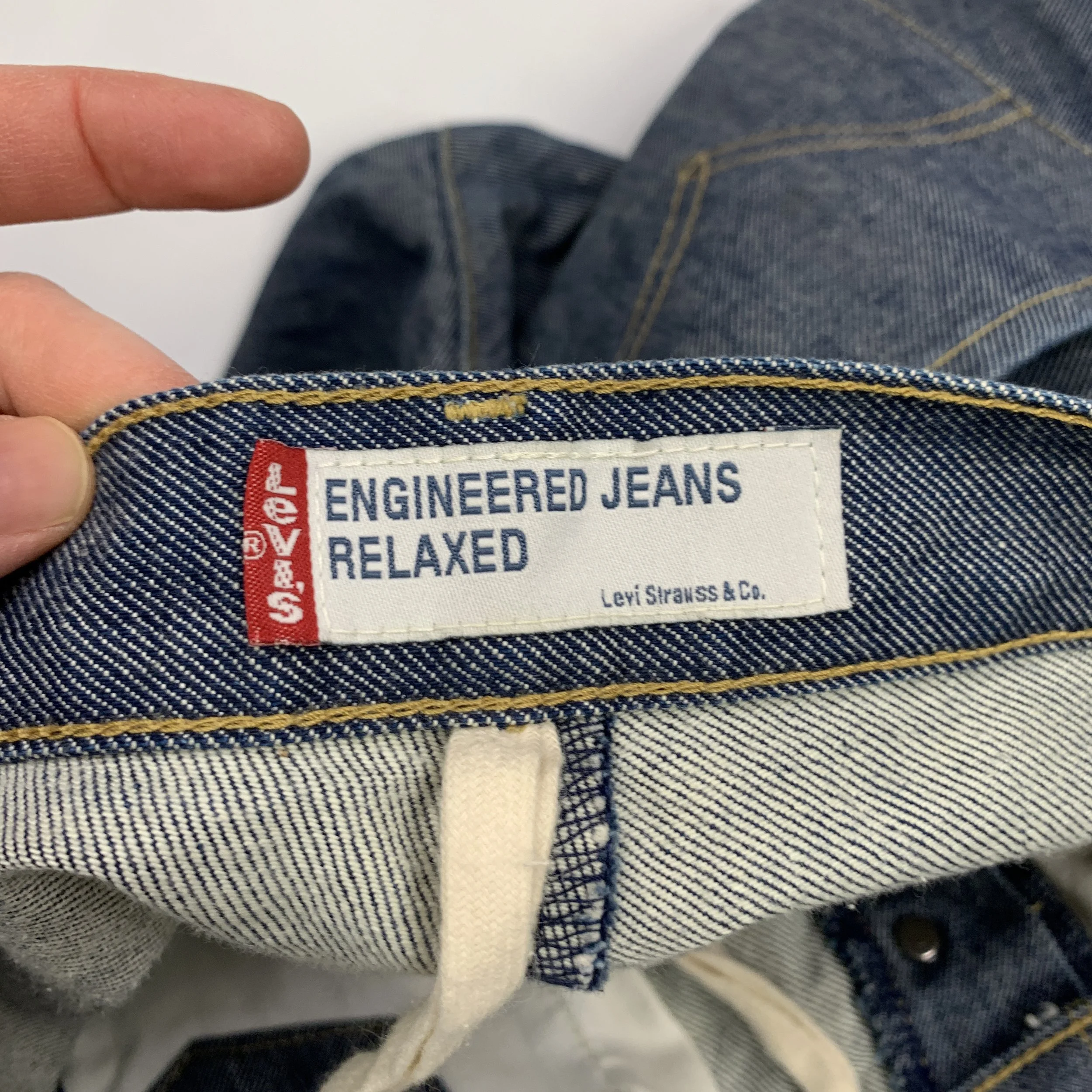 Levis ENG Relax 28 6_6.jpg