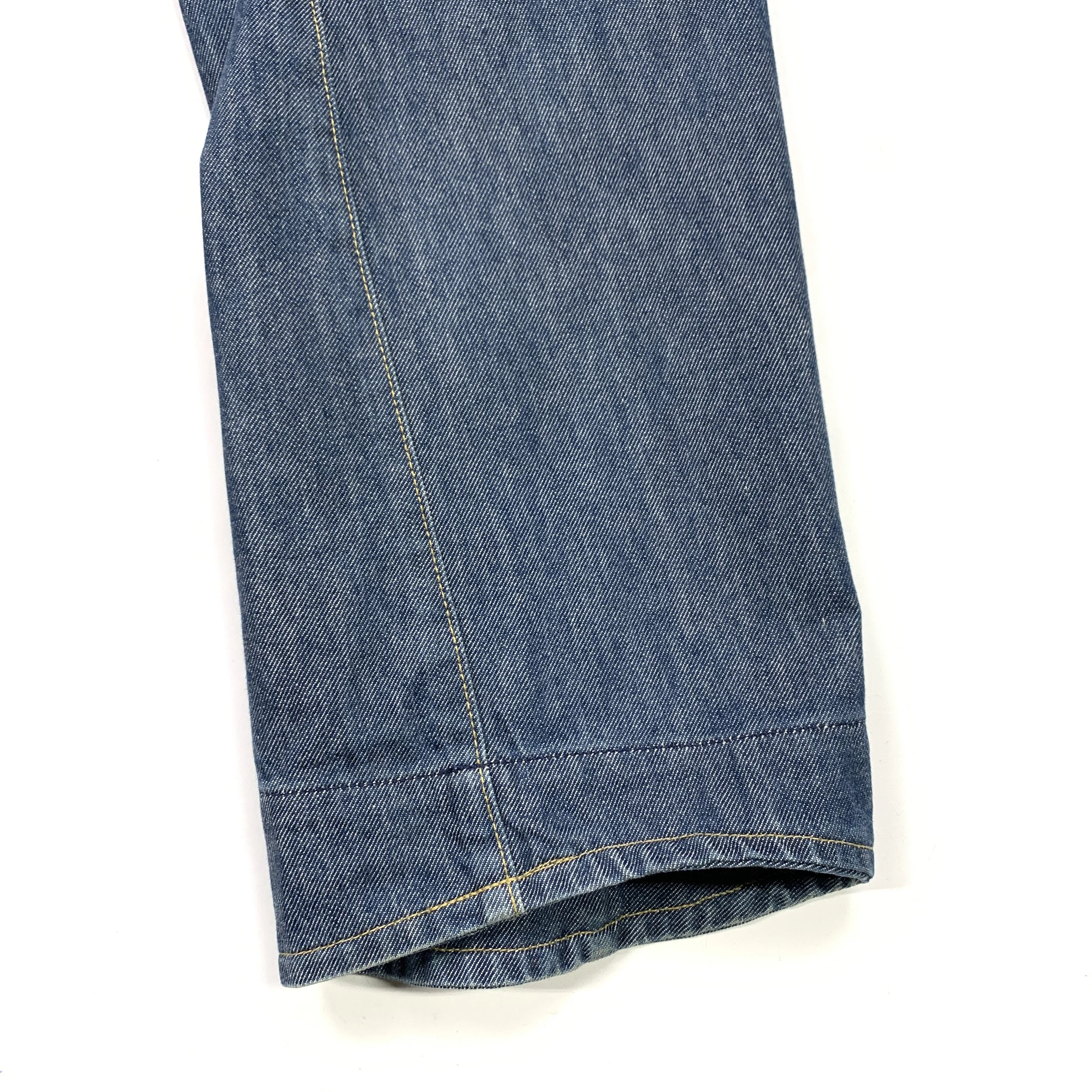 Levis ENG Relax 31 1_5.jpg