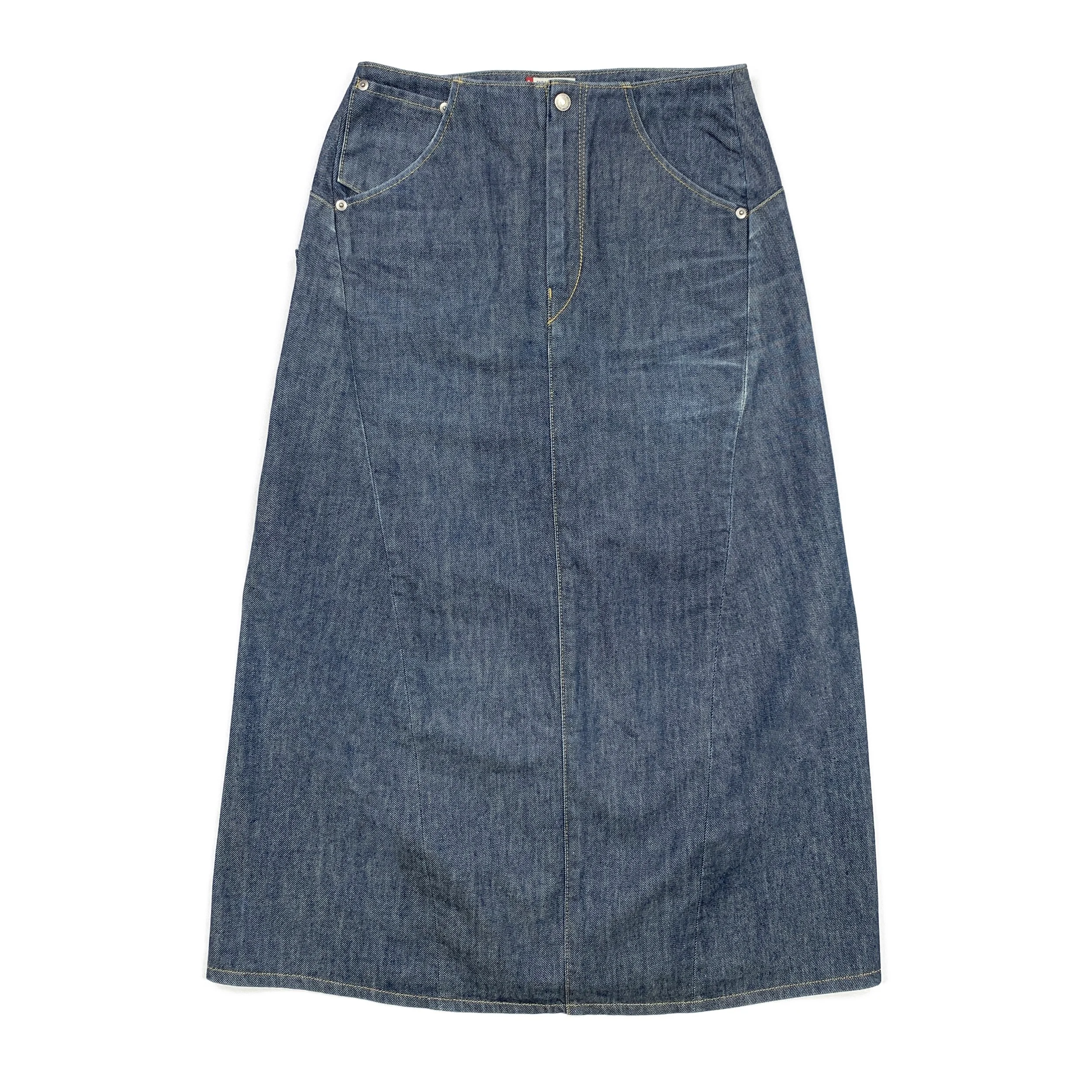 Levis ENG Skirt 2.jpg