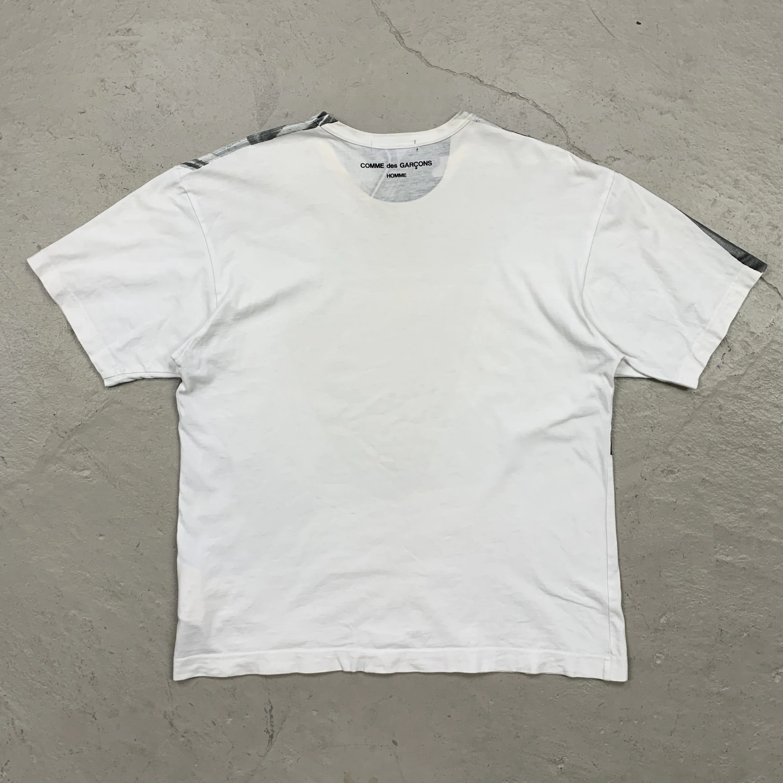 CDGH 05 Che Car Tee4.jpg