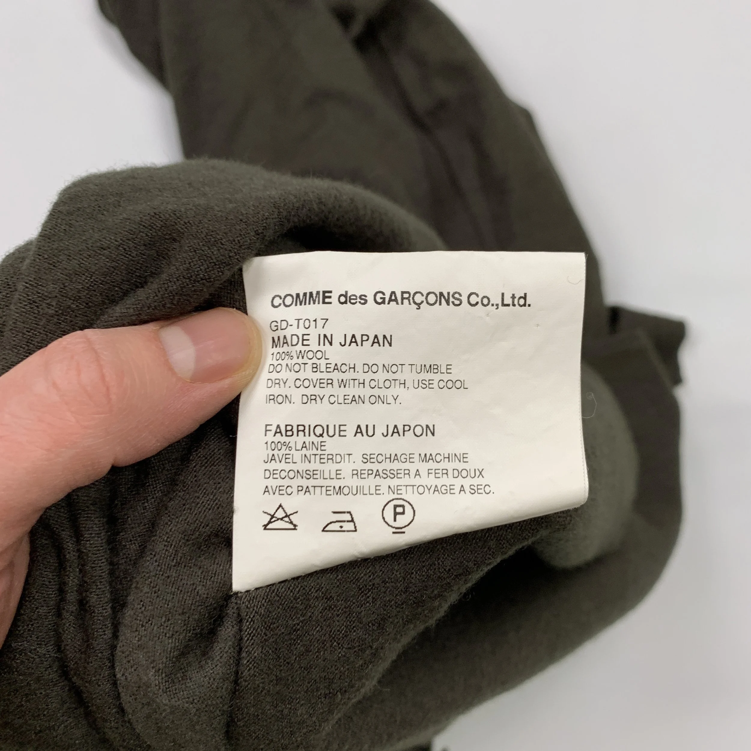 CDG Crop Drape Hoodie7.jpg