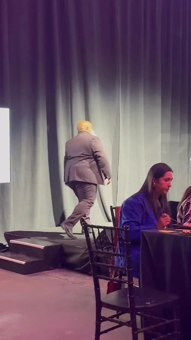 🌟 Huge congratulations to Barry Cooper, the Founding Executive Director of the Bro Experience Foundation! 🎉 His inspiring and powerful speech at the Changemakers Ball last night truly resonated with us all. 🗣️ As one of the vital arteries of the B