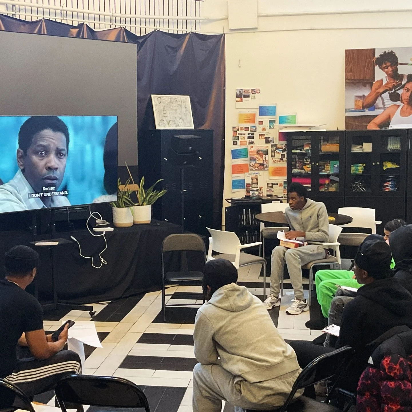 🎥✨ Just watched **John Q** with the guys, and wow, what a ride! It&rsquo;s not just about a father&rsquo;s desperate fight for his son; it opened our eyes to the real impact of our actions. Amid all the stress and anger, we realized how crucial it i