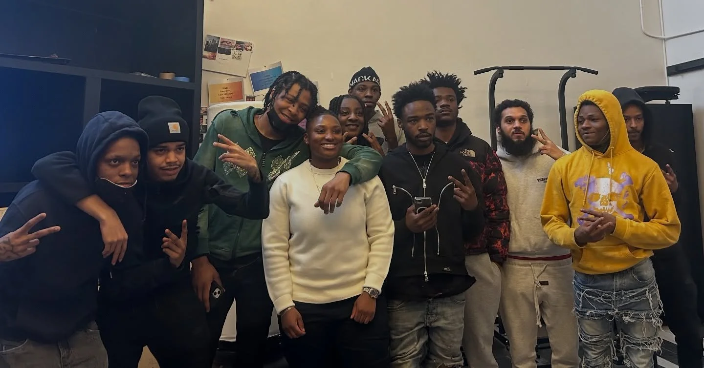 Nothing better than inspiration! We were excited to have the amazing @aaliyahduah come and do her finical literacy and Investment workshop with our young men today! The space was buzzing and full of energy&hellip;