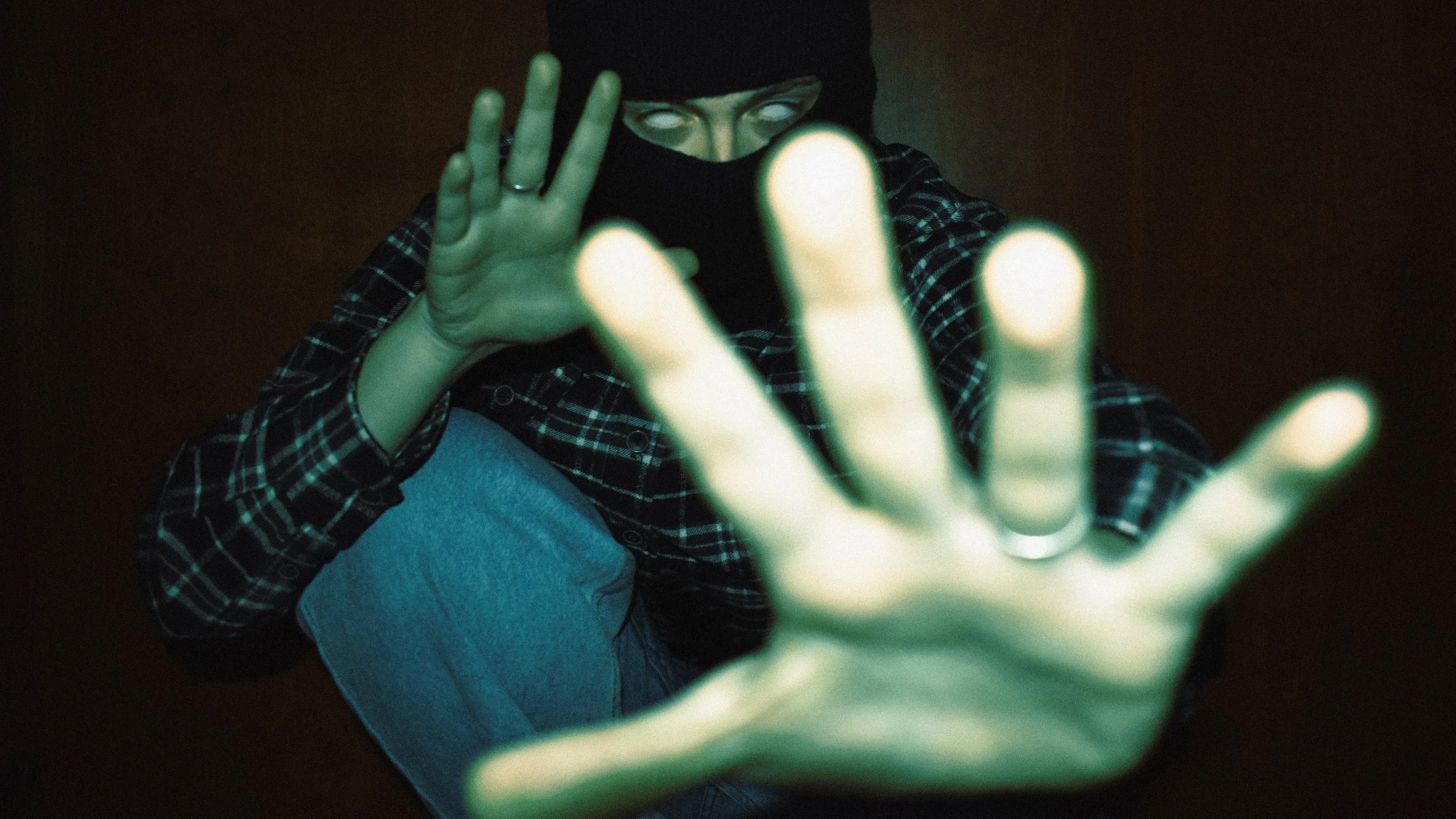 hands edited 1.5 noisy 16x9.jpg