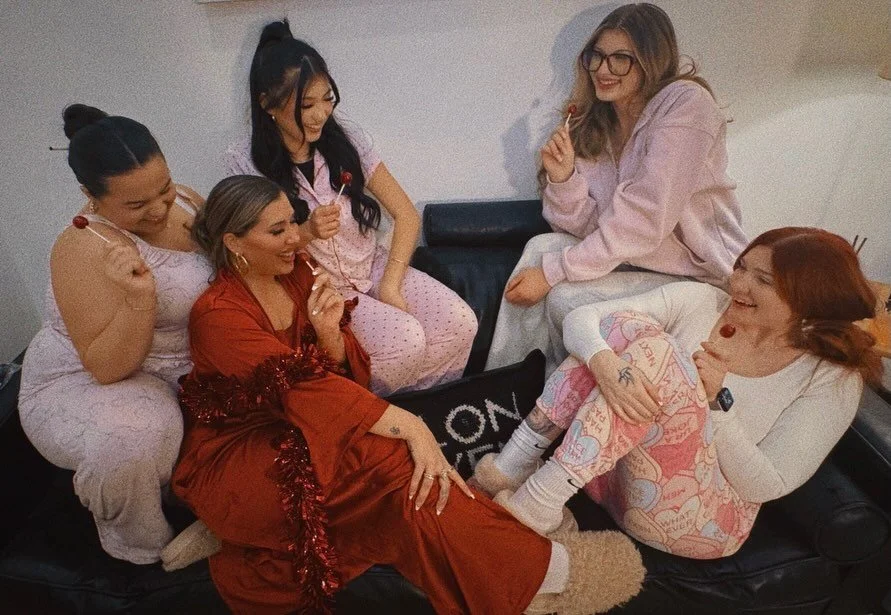 Your GALENTINES @salon.haven.naperville hope all of our beautiful clients had a great Valentines Day ❤️ missing some of our team in these but Salon Haven is sending LOTS OF LOVE to you and your hair &amp; skin this season ❤️