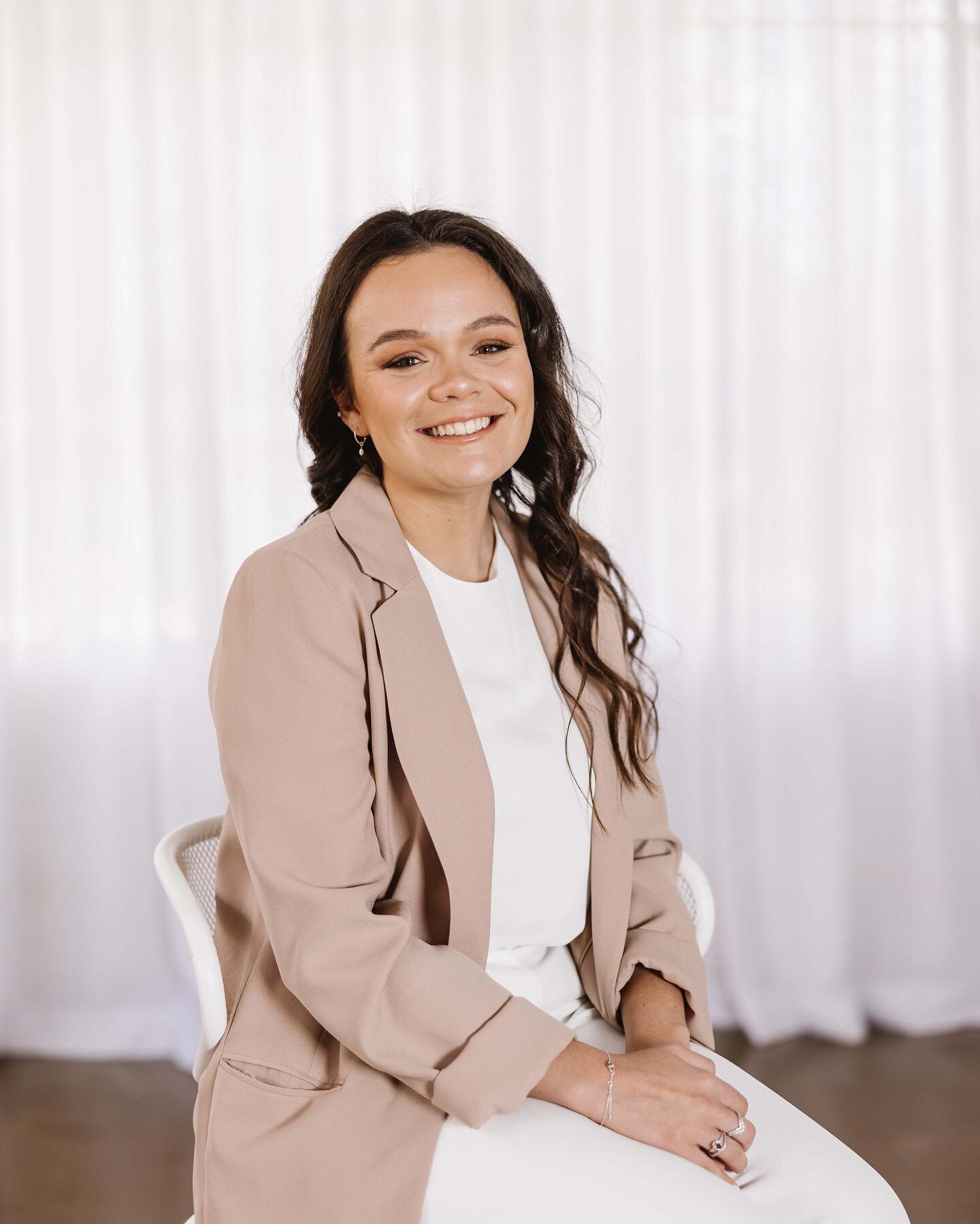 Have you met Robyn? ✨

If you need on-the-day coordination, then you need our Robyn! Passionate and bubbly with the most can-do attitude, Robyn is here to be your coordinator on speed dial, ensuring your day goes off seamlessly. 

Having honed her cr