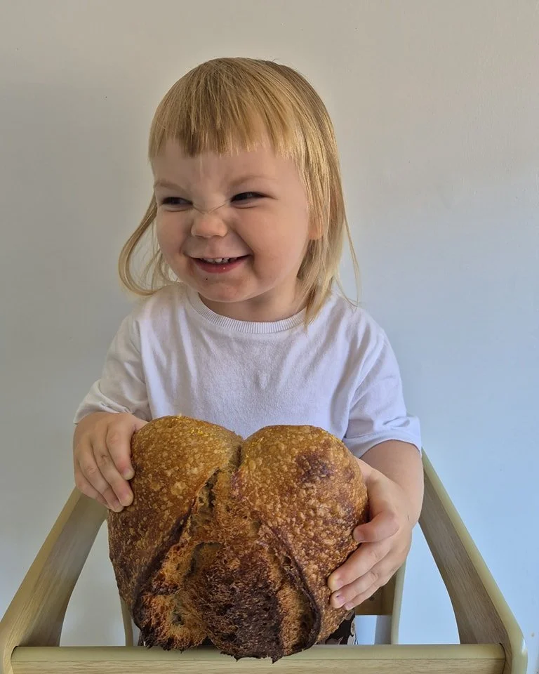 𝗛 𝗢 𝗟 𝗜 𝗗 𝗔 𝗬  𝗦 𝗘 𝗔 𝗦 𝗢 𝗡
There are two more bread days for 2024 before I take a week off to rest &amp; relax. 

Next Friday (20th), as usual then I'm adding an extra day on Christmas Eve (24th). 

Pre orders for the 24th are open on my