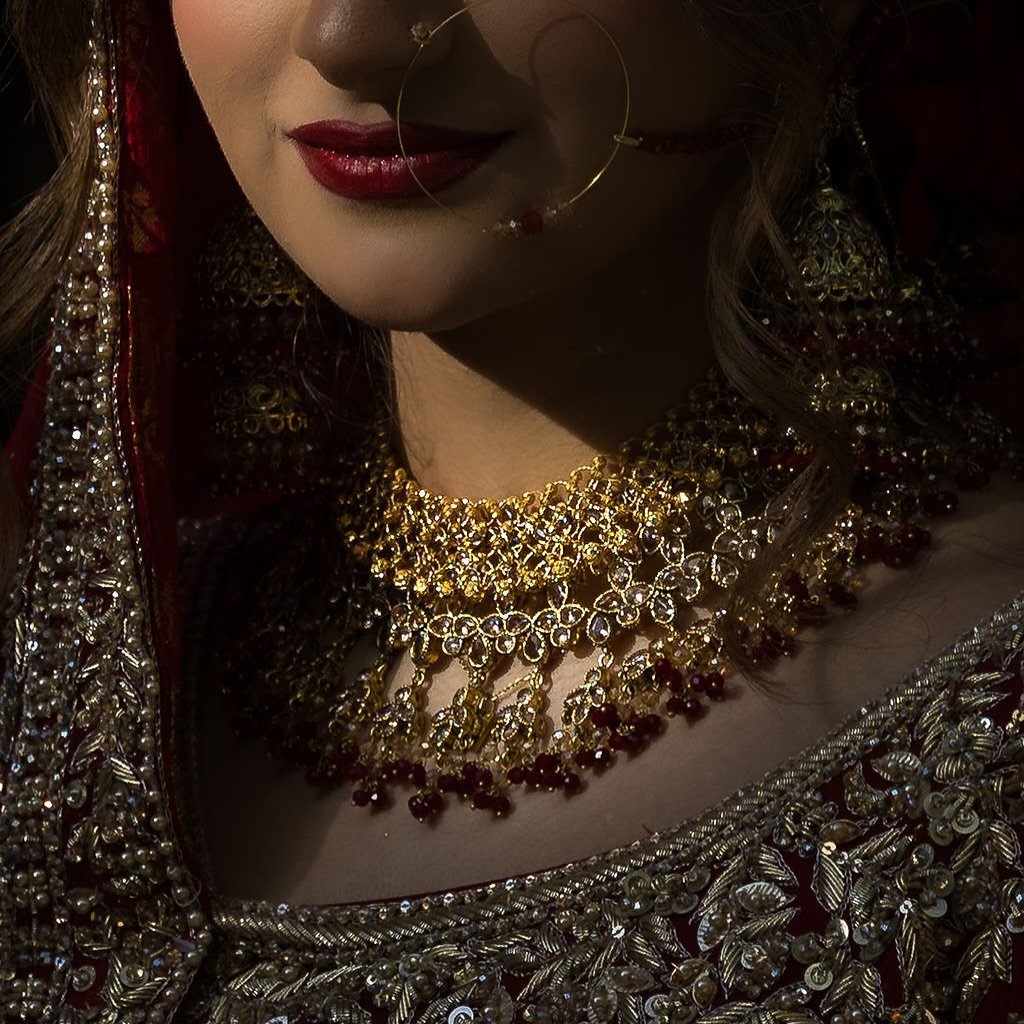 Every bride radiates beauty but today Dania’s shines the brightest, even in shadows….
#beautifulbride #vancouverwedding #pakistanibride #vancouverweddingphotographer #vancouverbride