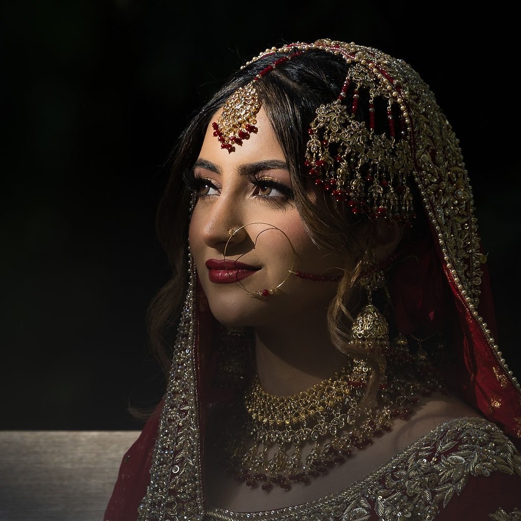 who dare to look into the eyes of the sun? Dania on her wedding day. 
MUA: @amnas_studio 
#beautifulbride #vancouverwedding #pakistanibride #vancouverweddingphotographer #vancouverbride
