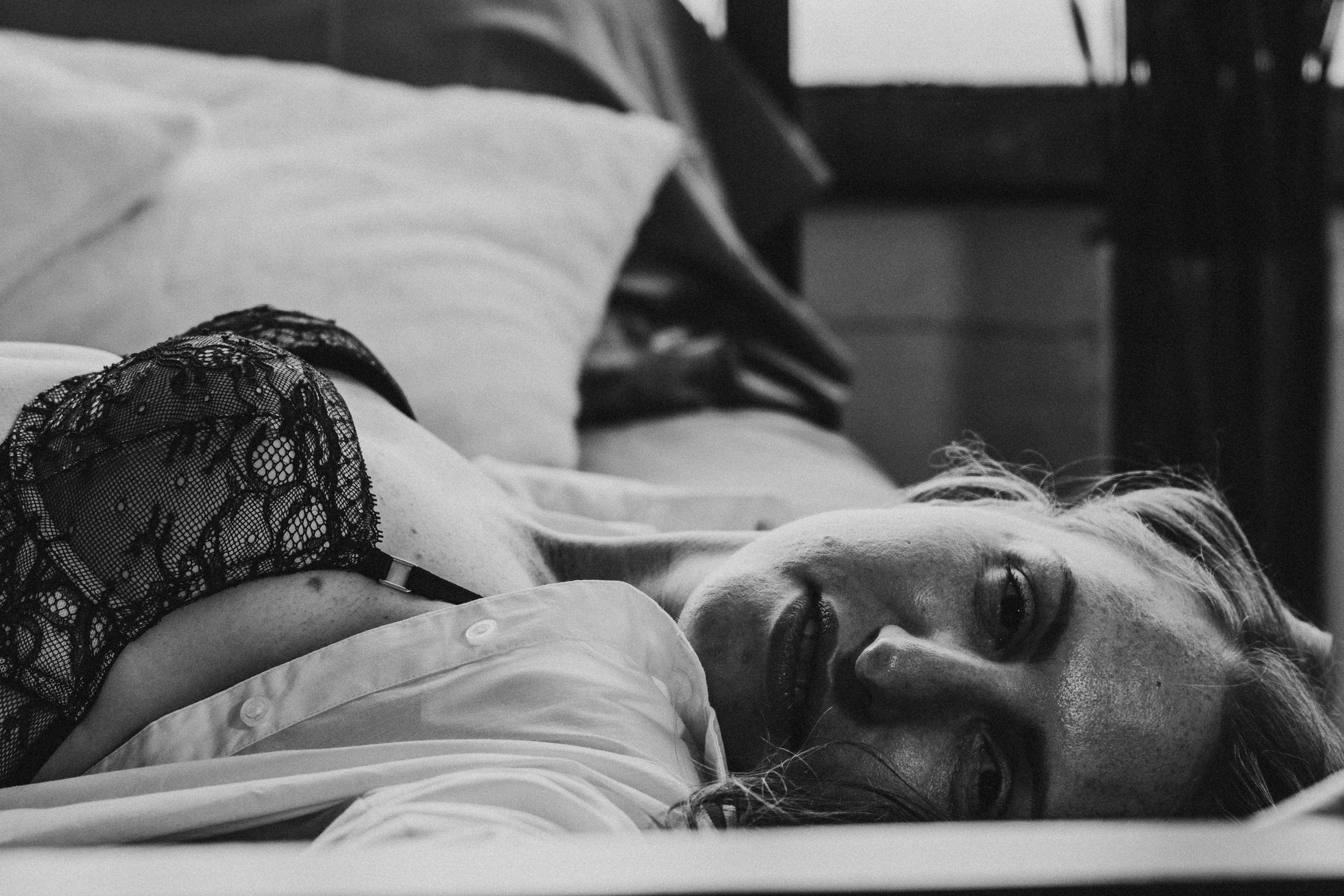 boudoir IRINA COUPLE-77.jpg