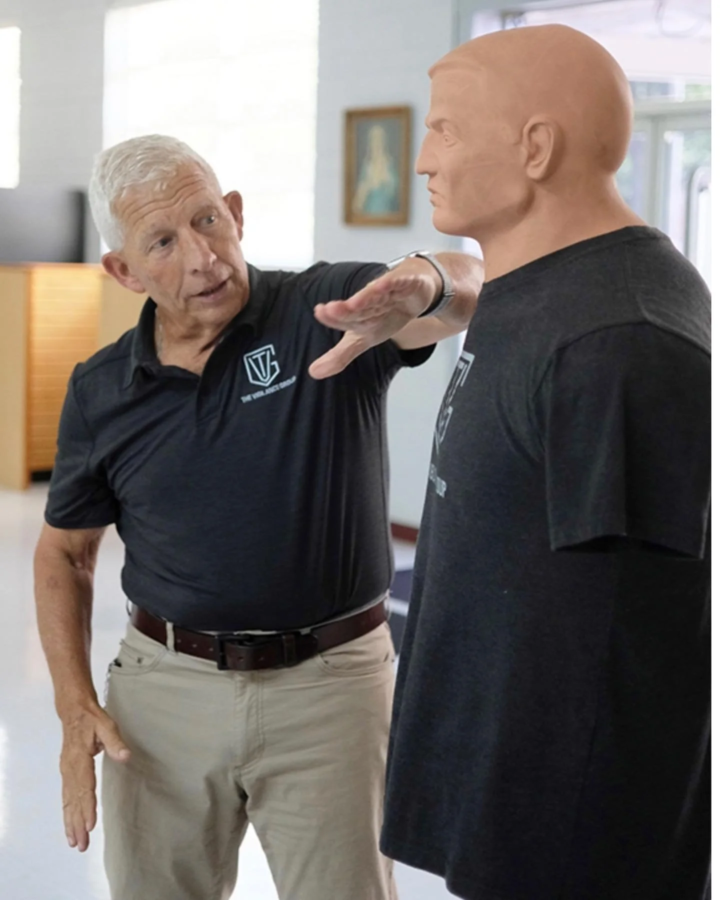 Lt.Col Moose Moore demonstrates a throat jab