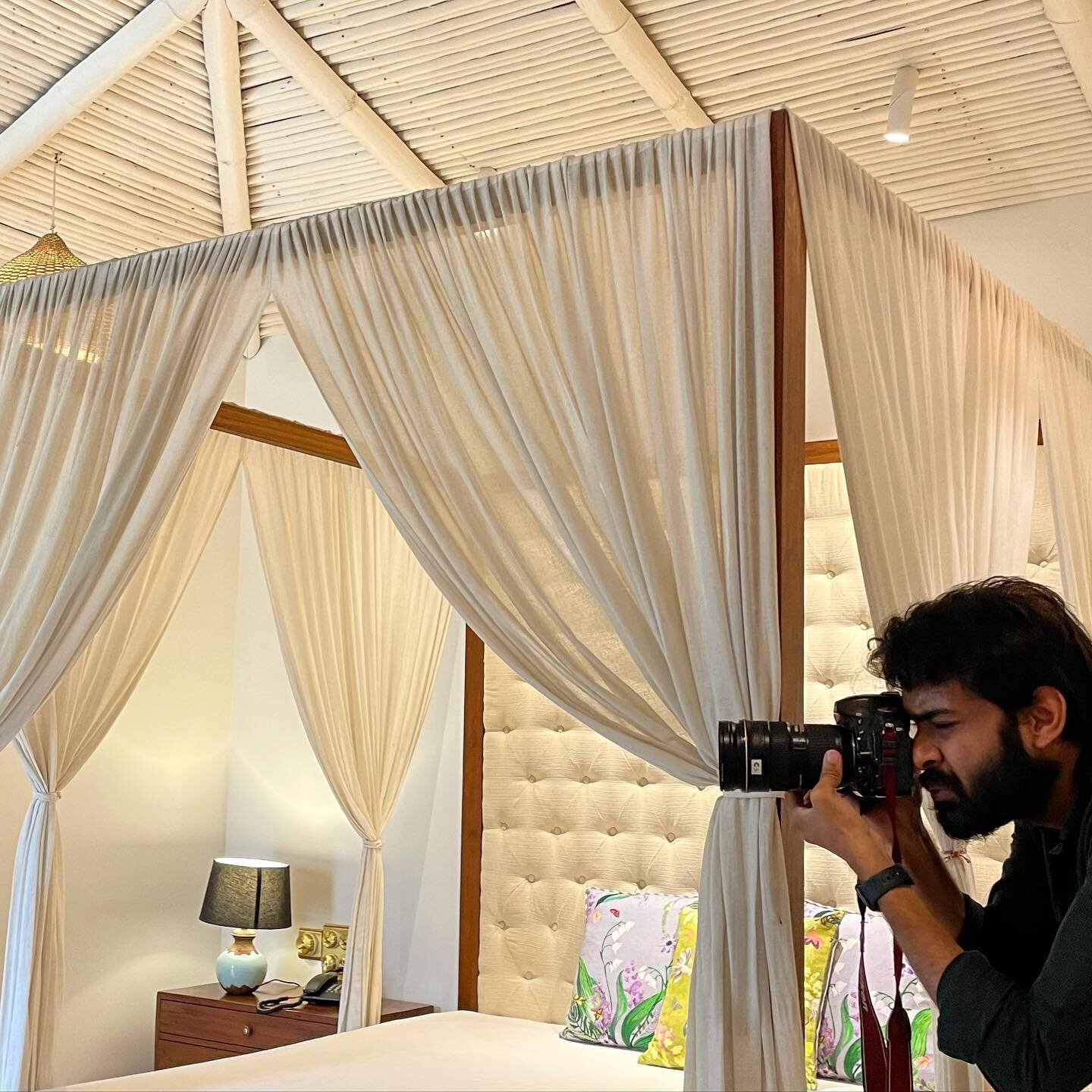 Visualising brand identity for an ambitious property client. Shooting with the very best @alimonisnaqvi in his home hood Goa. 

#photoshoot #stereoassociates #stereoindia #photographer #branding #secondhomes #goa #incredibleindia #visualidentityprodu