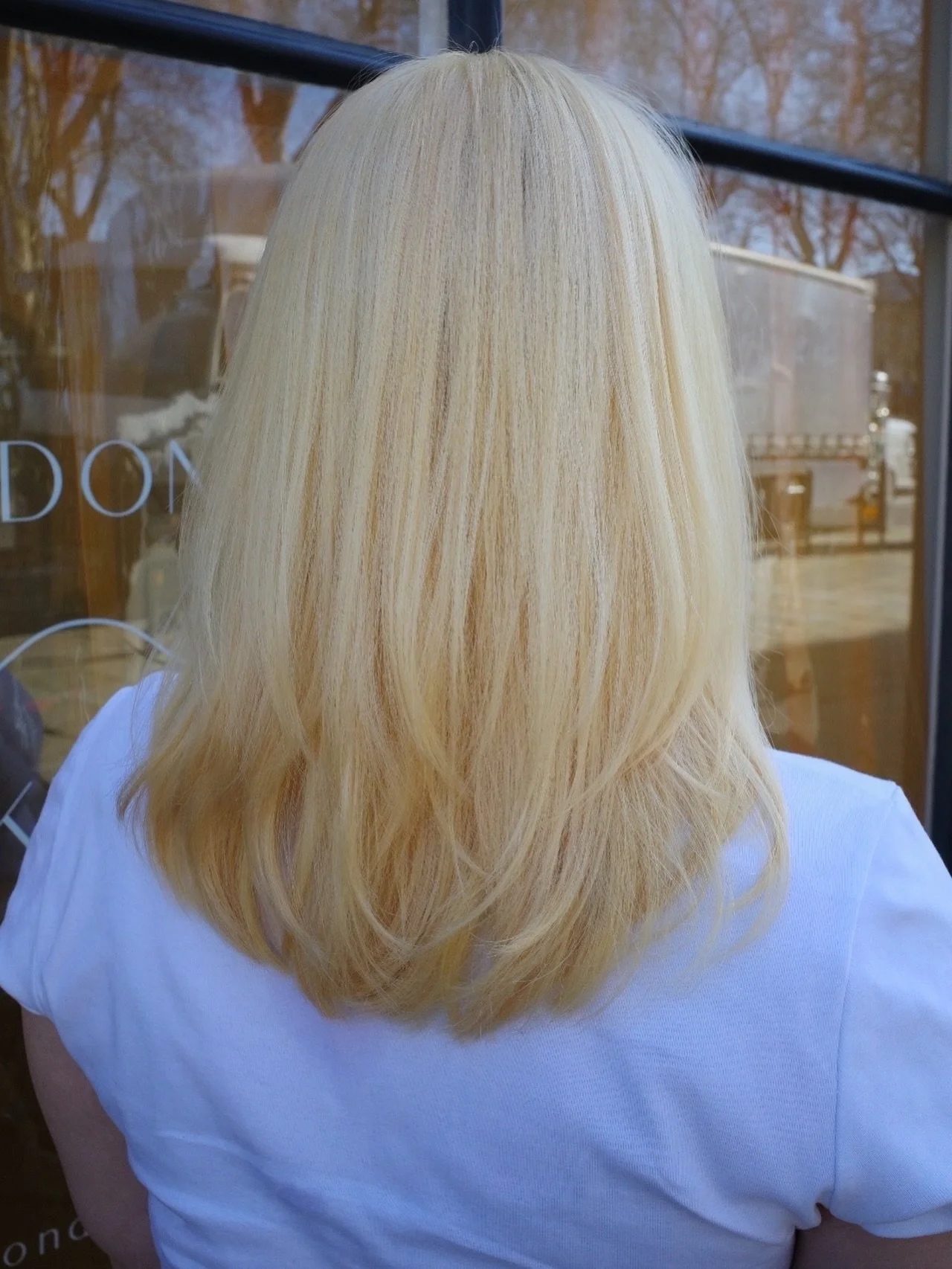 Honey blonde by @honami_0220