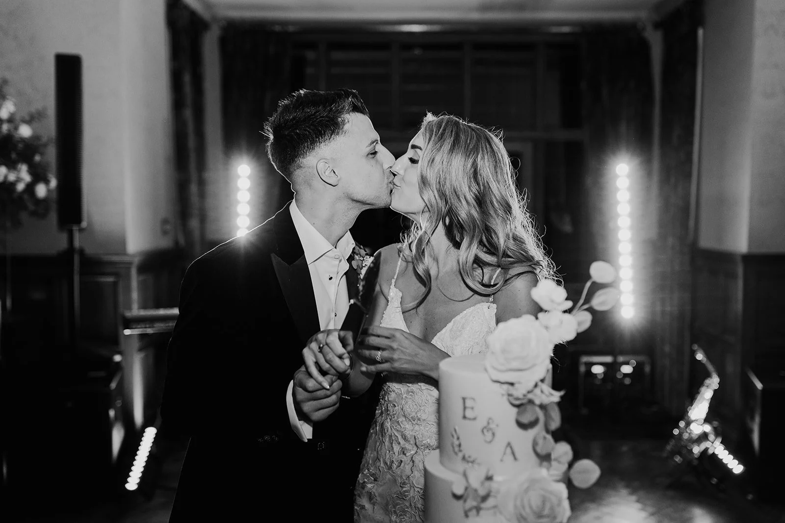 Burtonfields Hall Wedding Photograher 77.jpg
