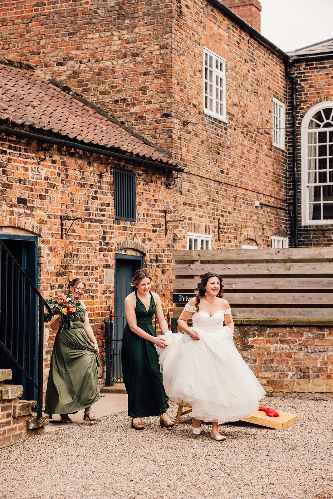 Emma & Dom-195_websize.jpg