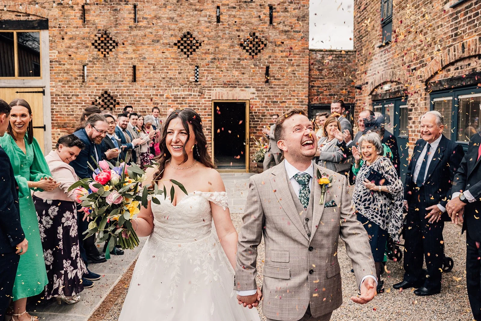 Emma & Dom-331_websize (2).jpg