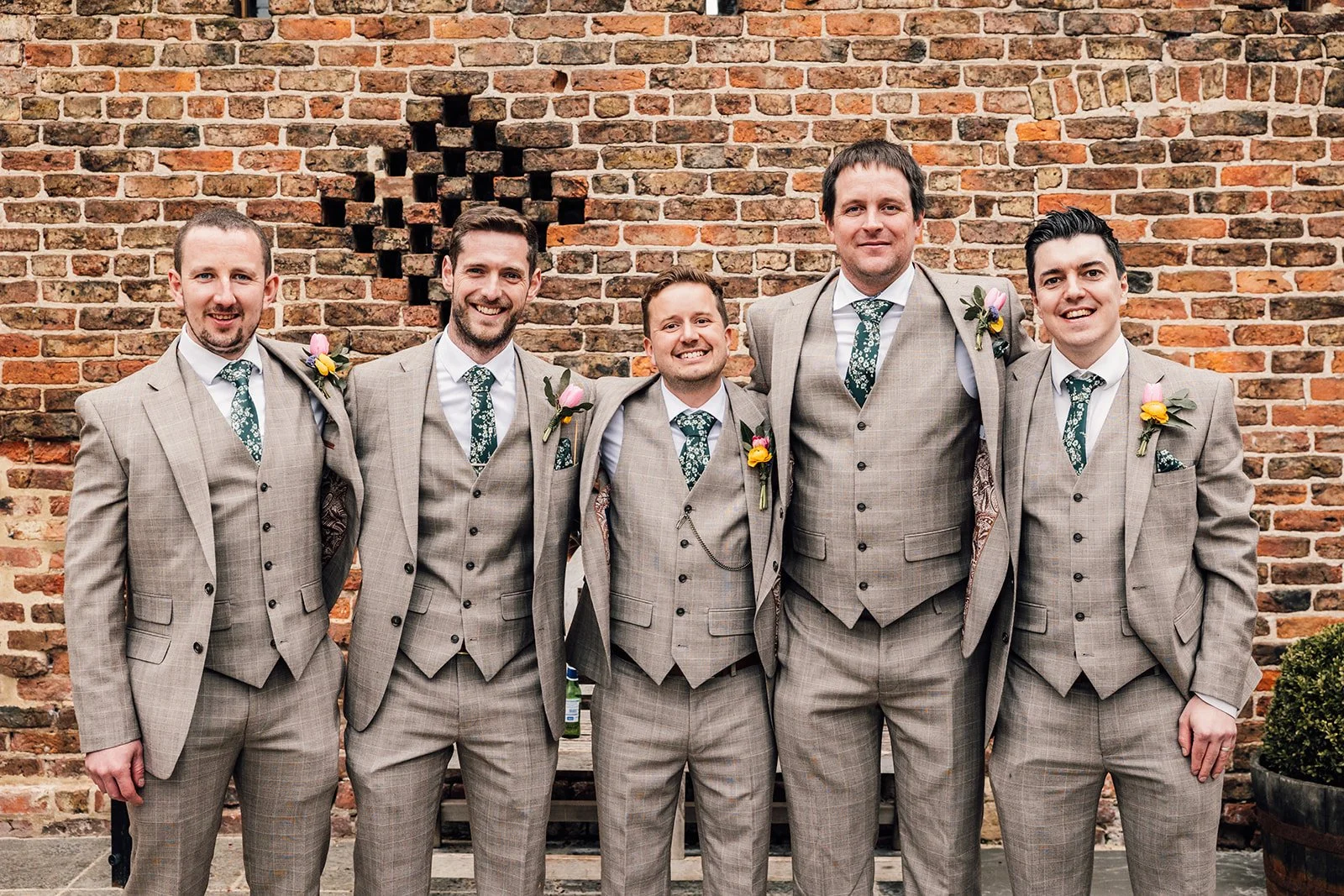 Emma & Dom-382_websize.jpg