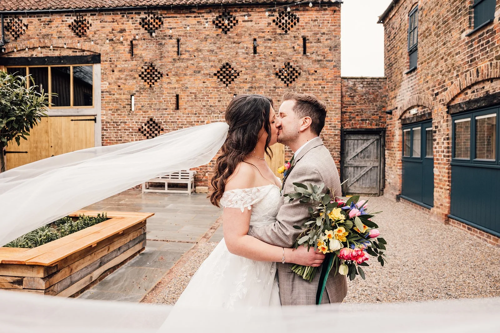 Emma & Dom-473_websize.jpg