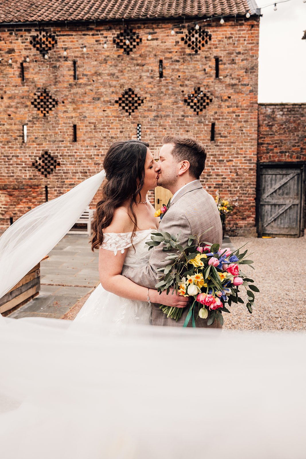 Emma & Dom-477_websize (1).jpg