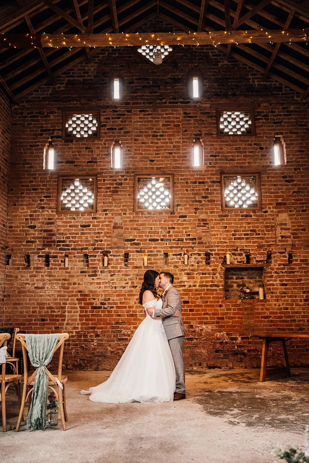 Emma & Dom-533_websize.jpg