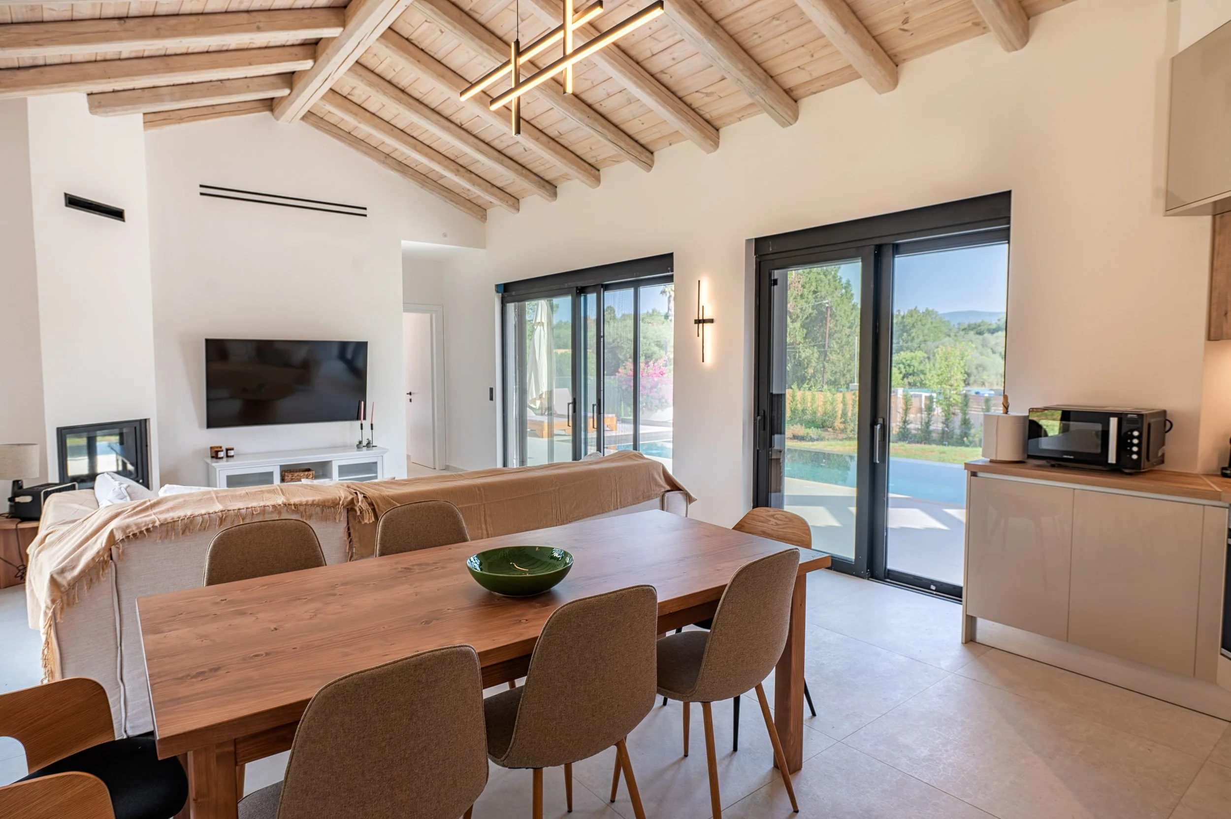 Villa Olympia - 2.jpg