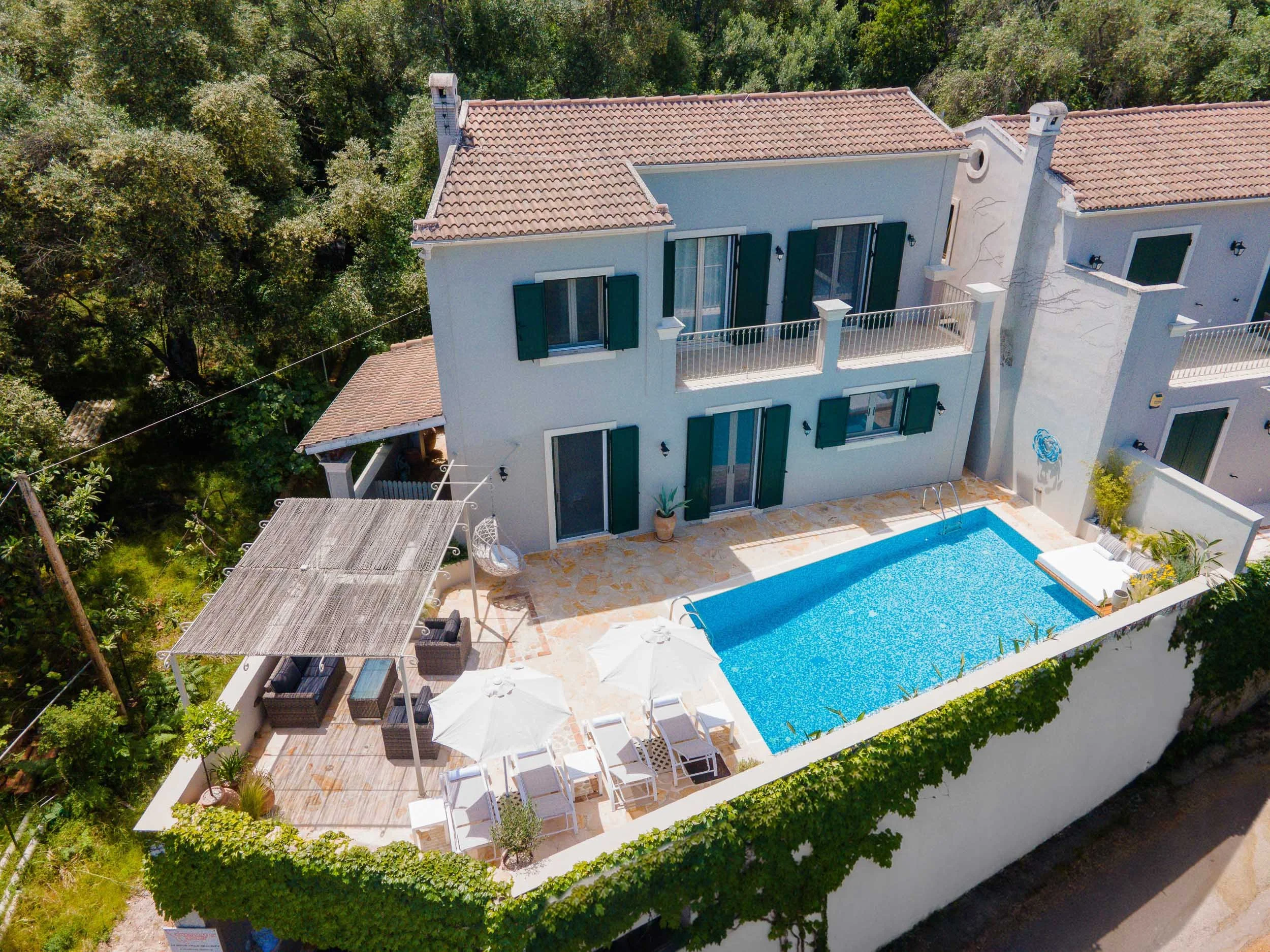 27-05-2022-OVR_Villa_Le_Veque_Drone-10 copy.jpg