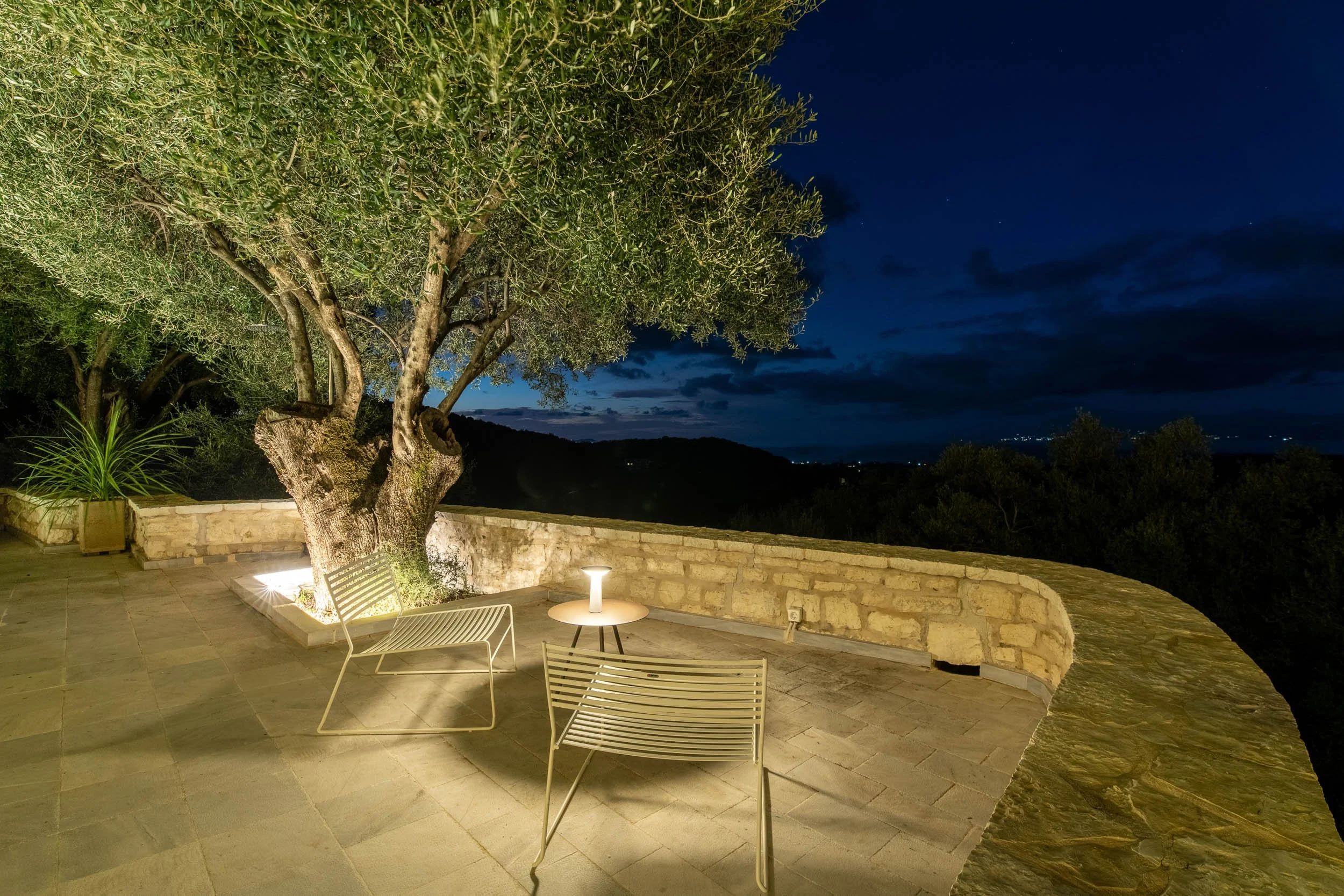 OVR_Villa_Stone-20.jpg