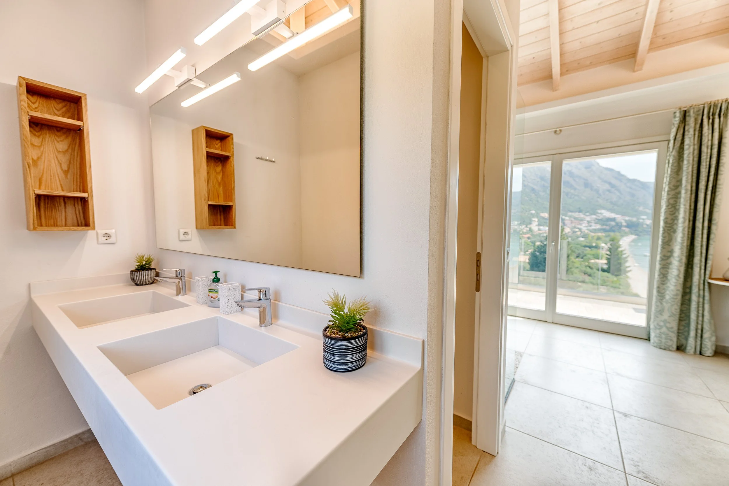 OVR_Villa_Thalassa-17.jpg
