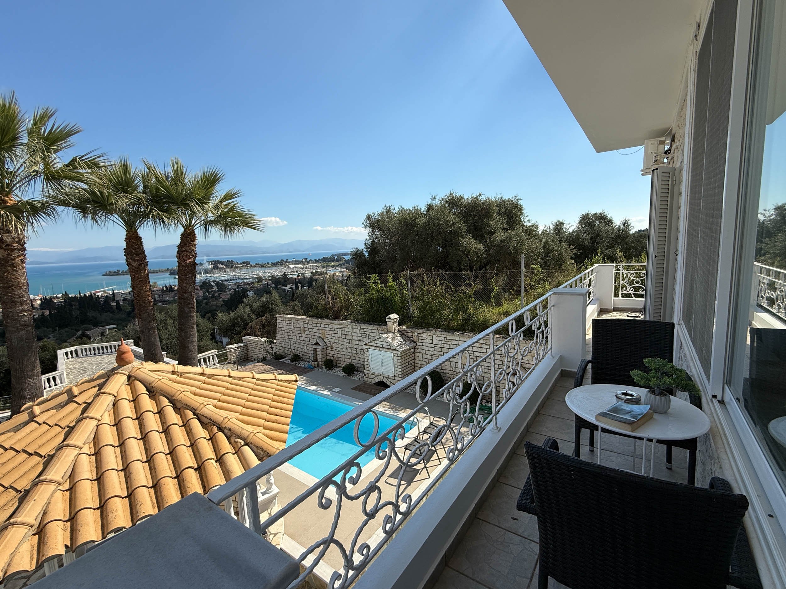 OVR-Villa-Azur-Verra-85.jpg