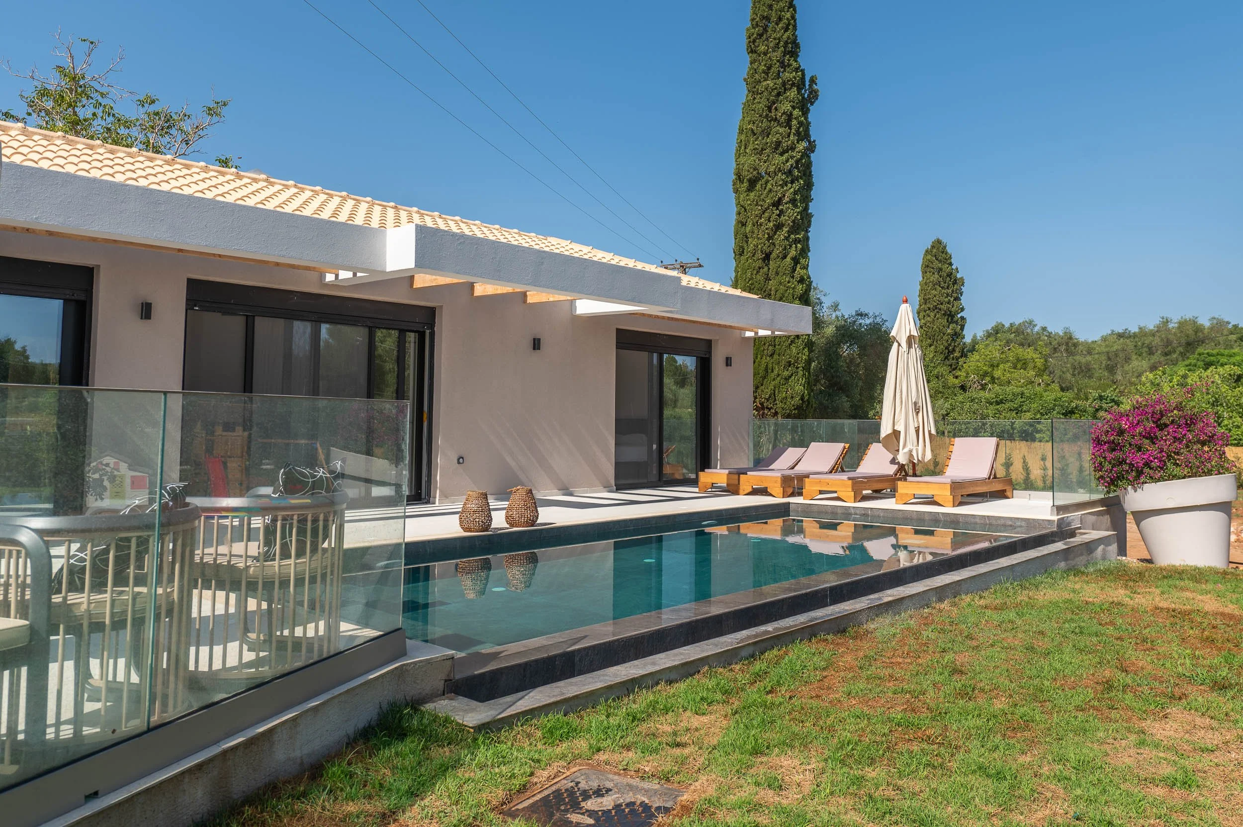 Villa Olympia - 38.jpg