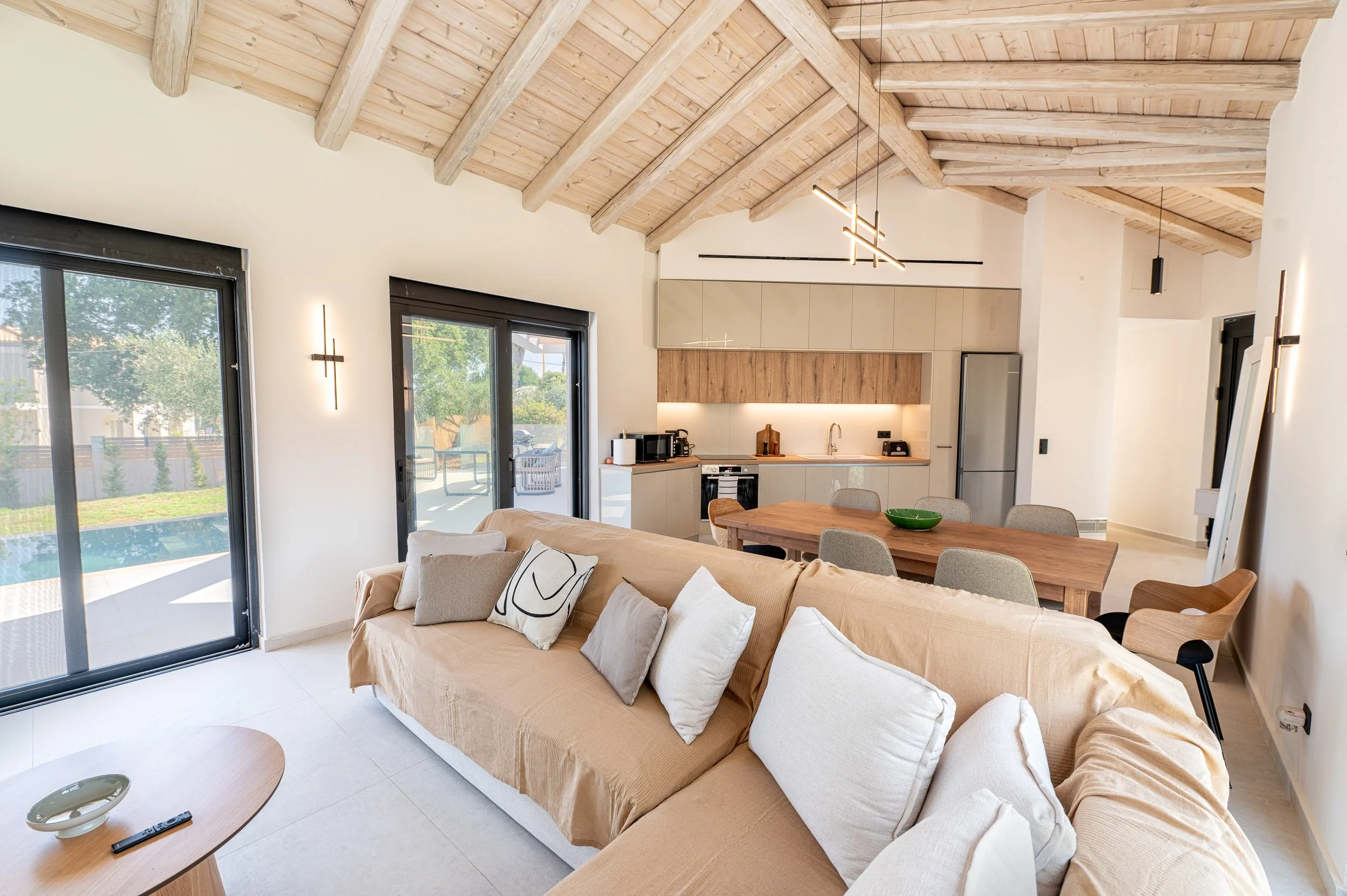 Villa Olympia - 1.jpg