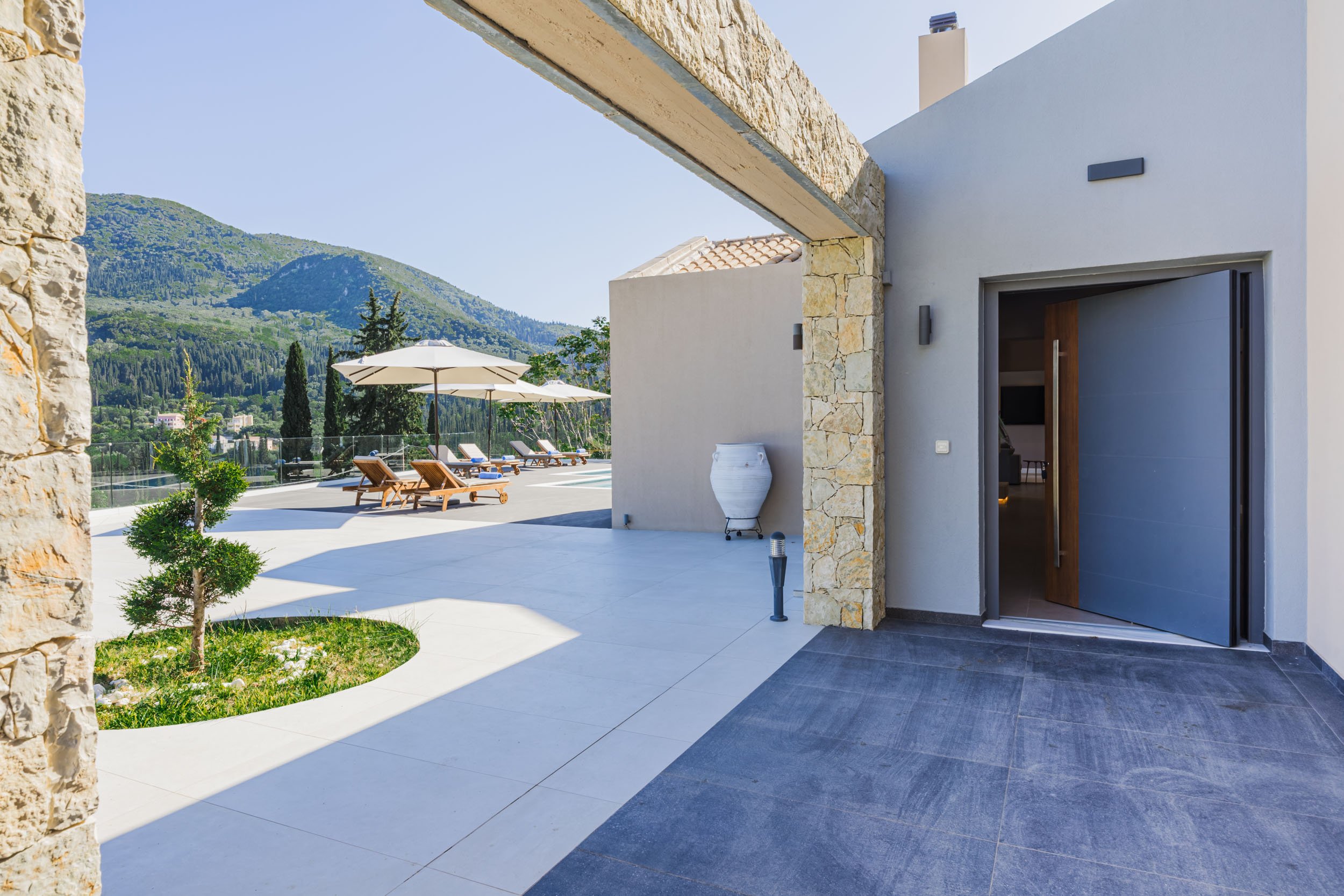 30-04-2025-Villa-Athina-112.jpg