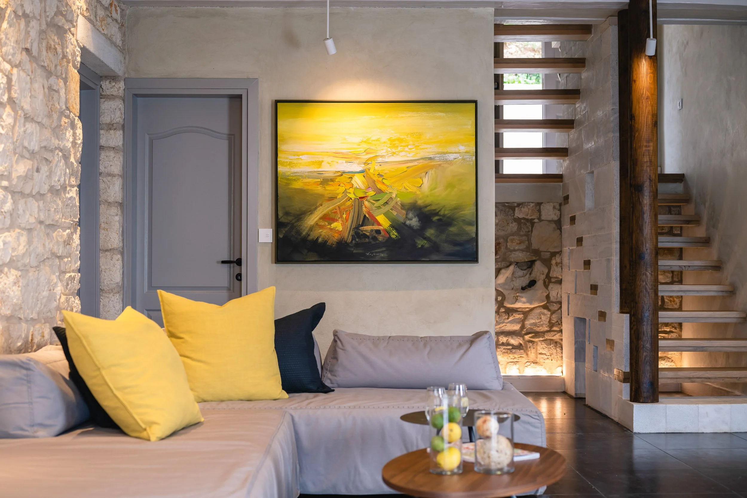 OVR_Villa_Stone-15.jpg