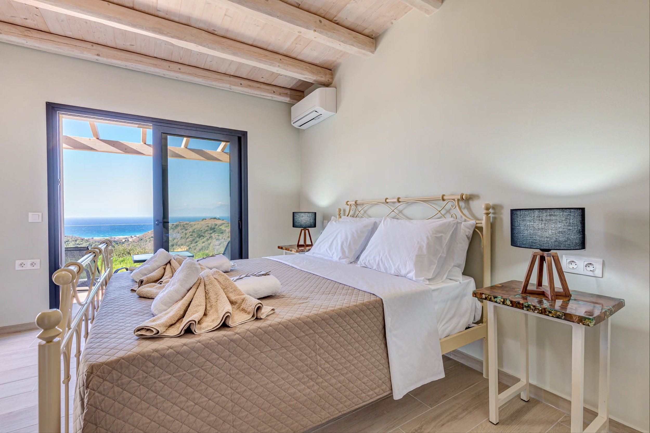 HSL-Corfu-Villa-Zeus-3.jpg