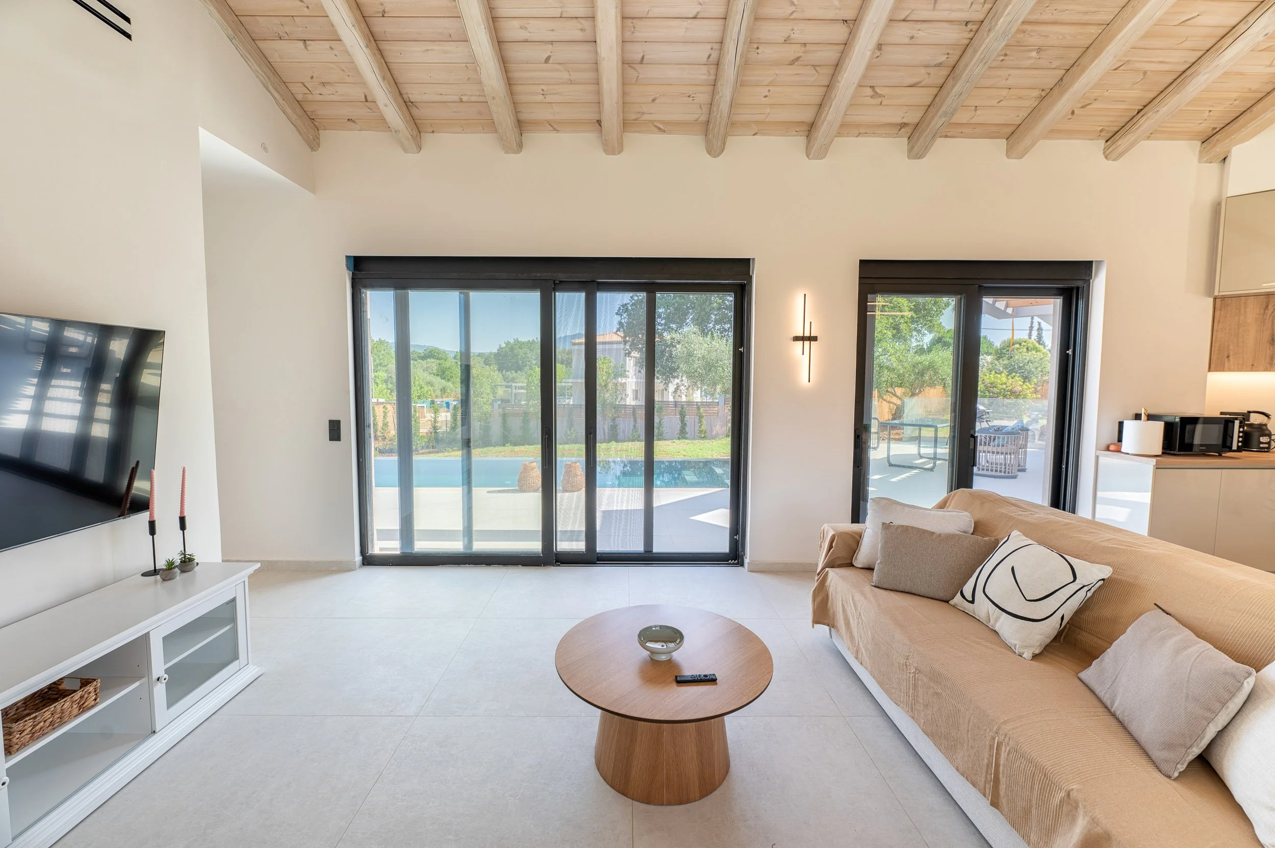 Villa Olympia - 5.jpg